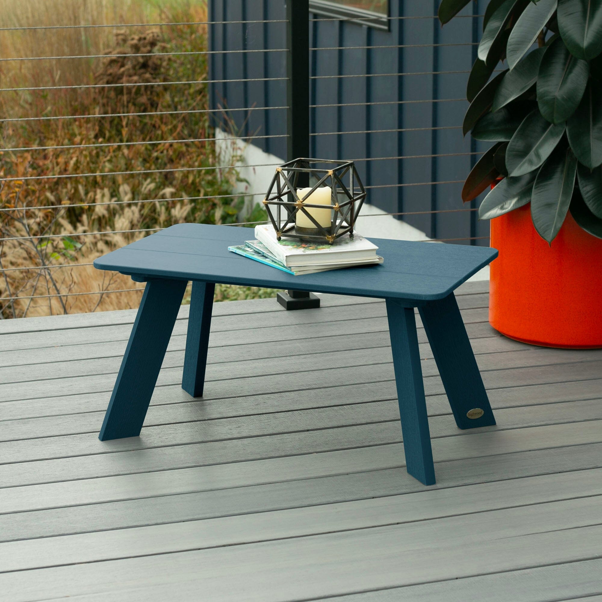 Italica Modern Coffee Table - Stylish & Durable Living Room Furniture for Small Spaces - Perfect for Apartments, Condos & Home Decor