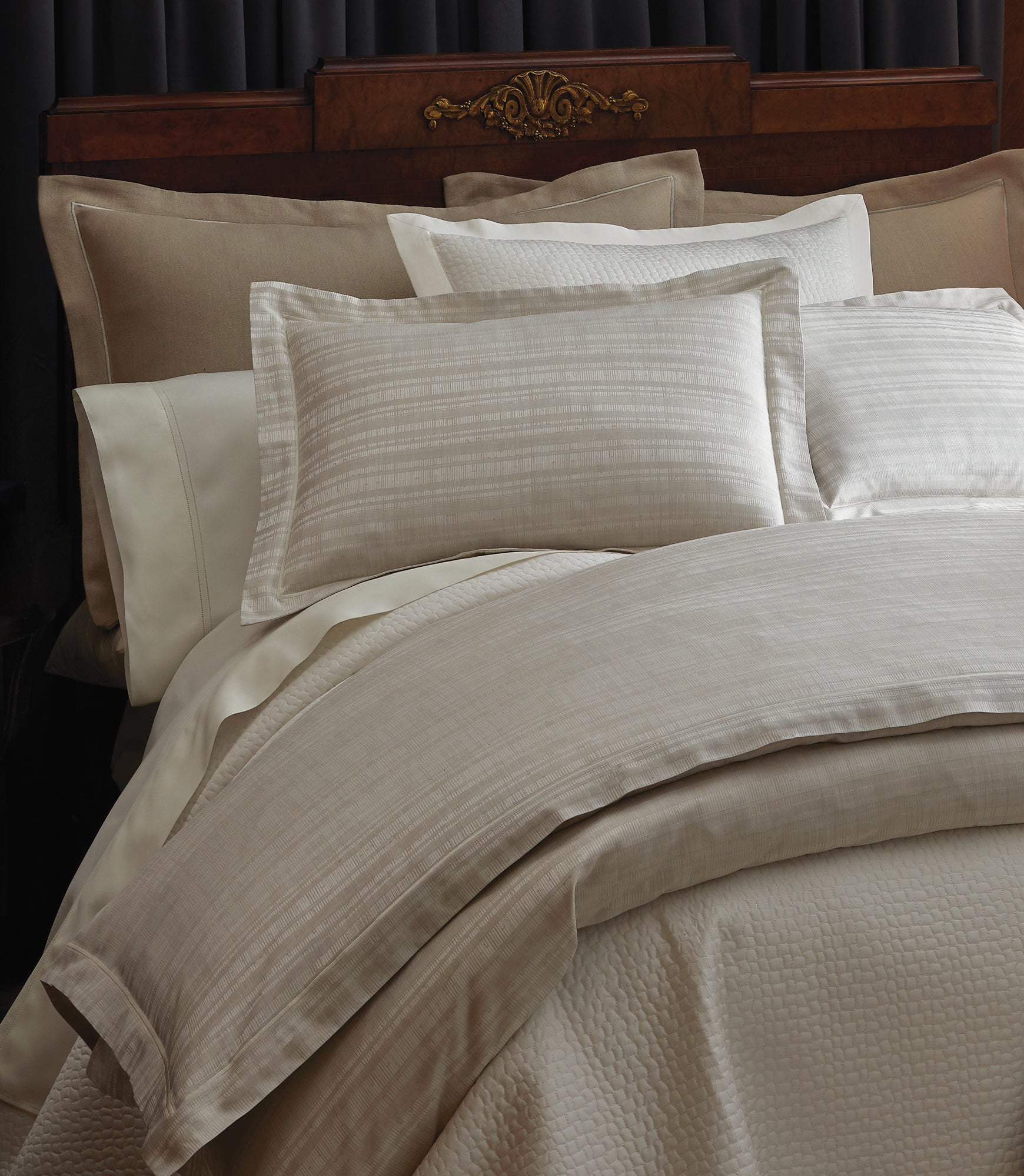 Biagio Jacquard Sham Pillowcase Set - Luxury 100% Cotton Decorative Pillow Cover for Bedroom & Living Room - Perfect for Home Decor, Sofa, Couch, and Guest Room