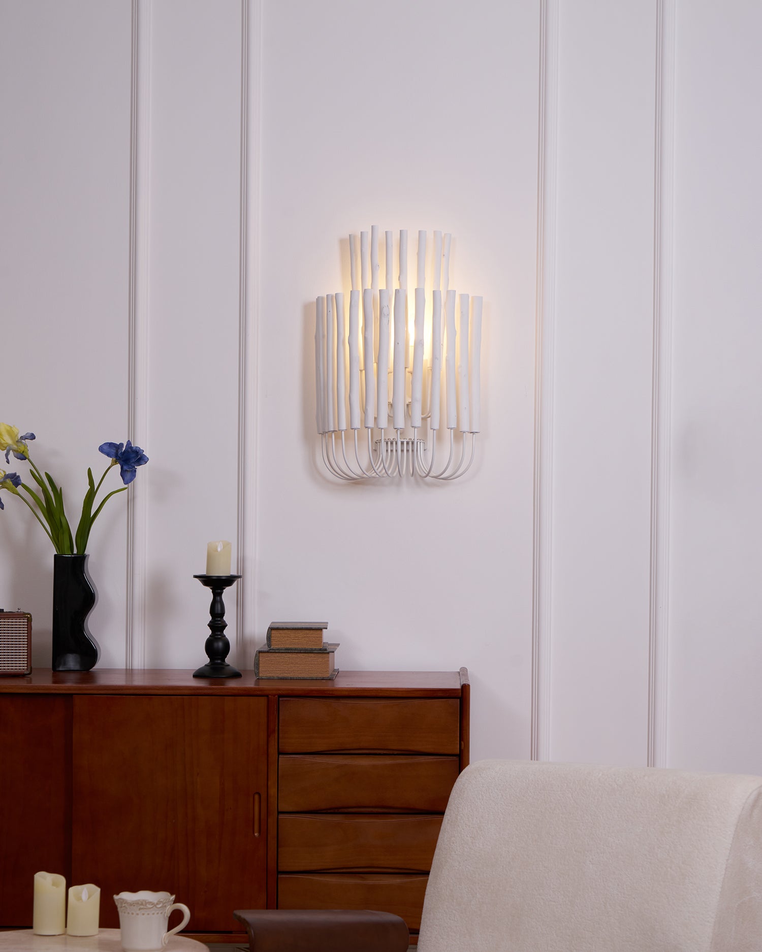 Swinton Modern Wall Light - Sleek LED Sconce for Bedroom, Living Room & Hallway - Energy Efficient Indoor Lighting Fixture