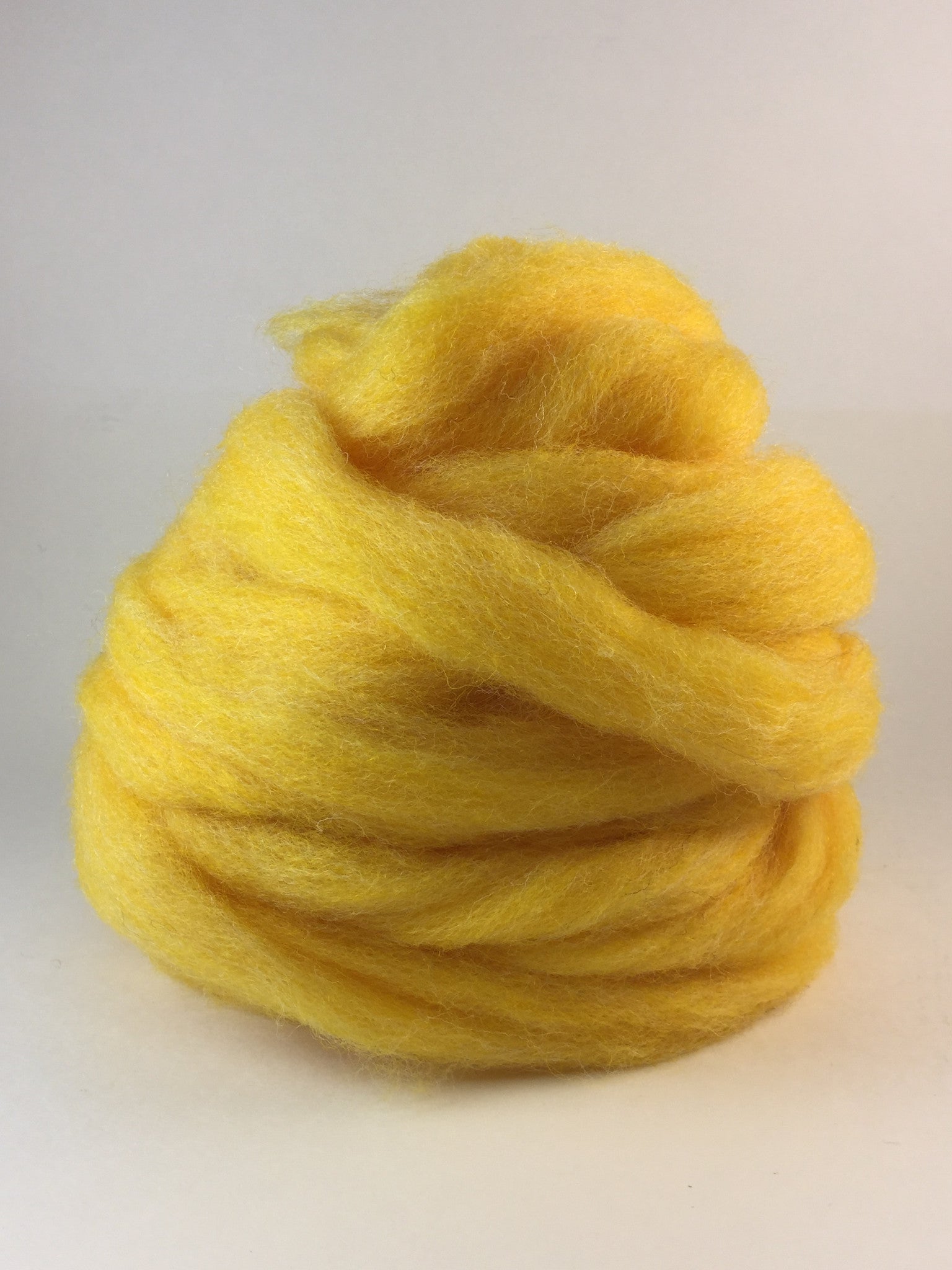 Premium 1 oz Wool Roving for Needle Felting, Spinning & Fiber Arts - Soft Natural Wool for DIY Crafts, Knitting & Handmade Projects
