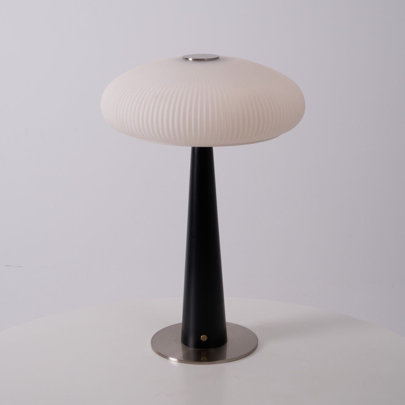 Aeruno Modern LED Table Lamp - Adjustable Brightness, Energy Efficient, Perfect for Bedroom, Living Room & Office - Stylish Nightstand & Desk Lighting Solution