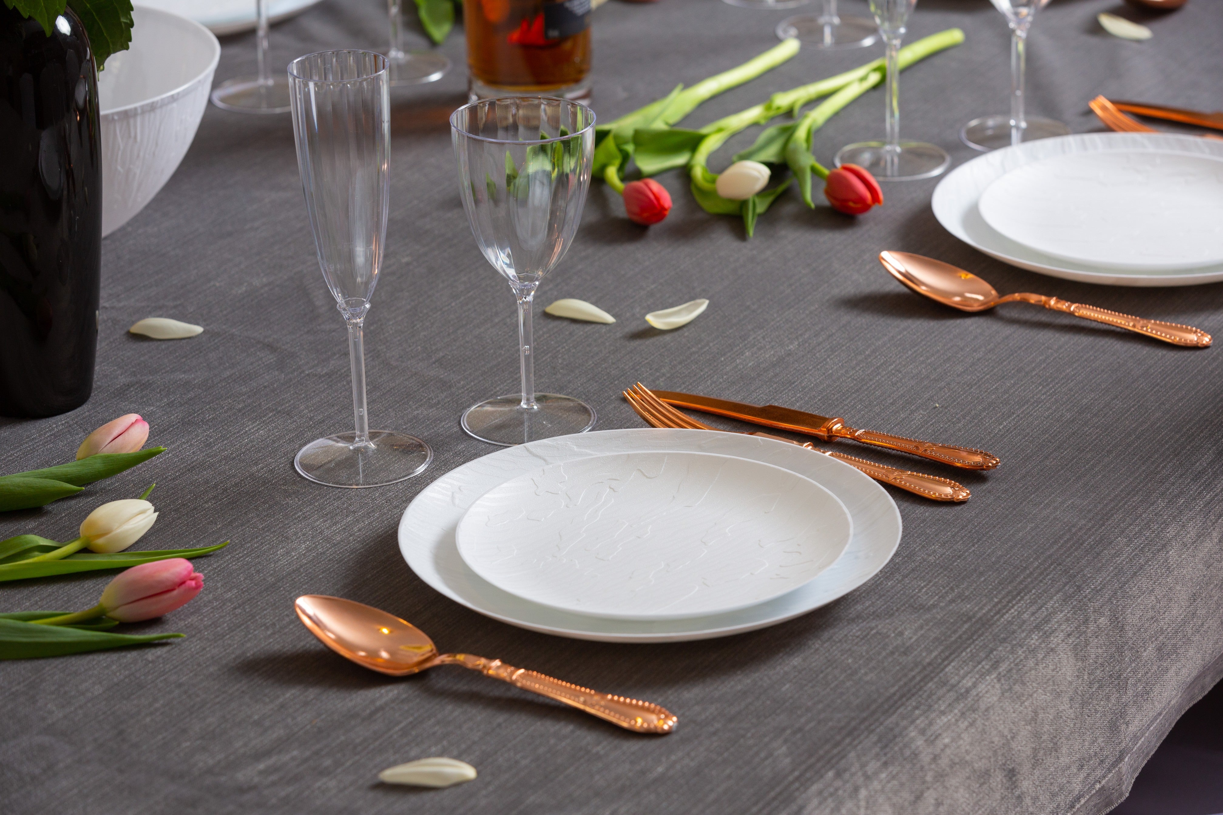 40-Piece White Round Plastic Dinnerware Set - 20 Servings Combo Pack for Parties, Picnics & Events - Durable & Elegant Mahogany Design - Perfect for Outdoor Dining, BBQs & Catering