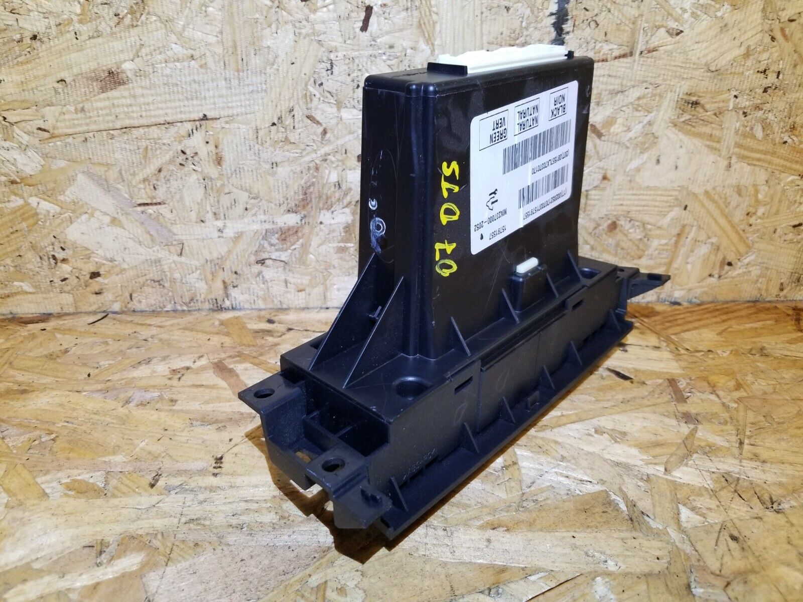 2006-2011 Cadillac DTS Automatic Climate Control AC Heater Temperature Control OEM Replacement Part - Perfect for Cadillac DTS Climate System Repair & Maintenance