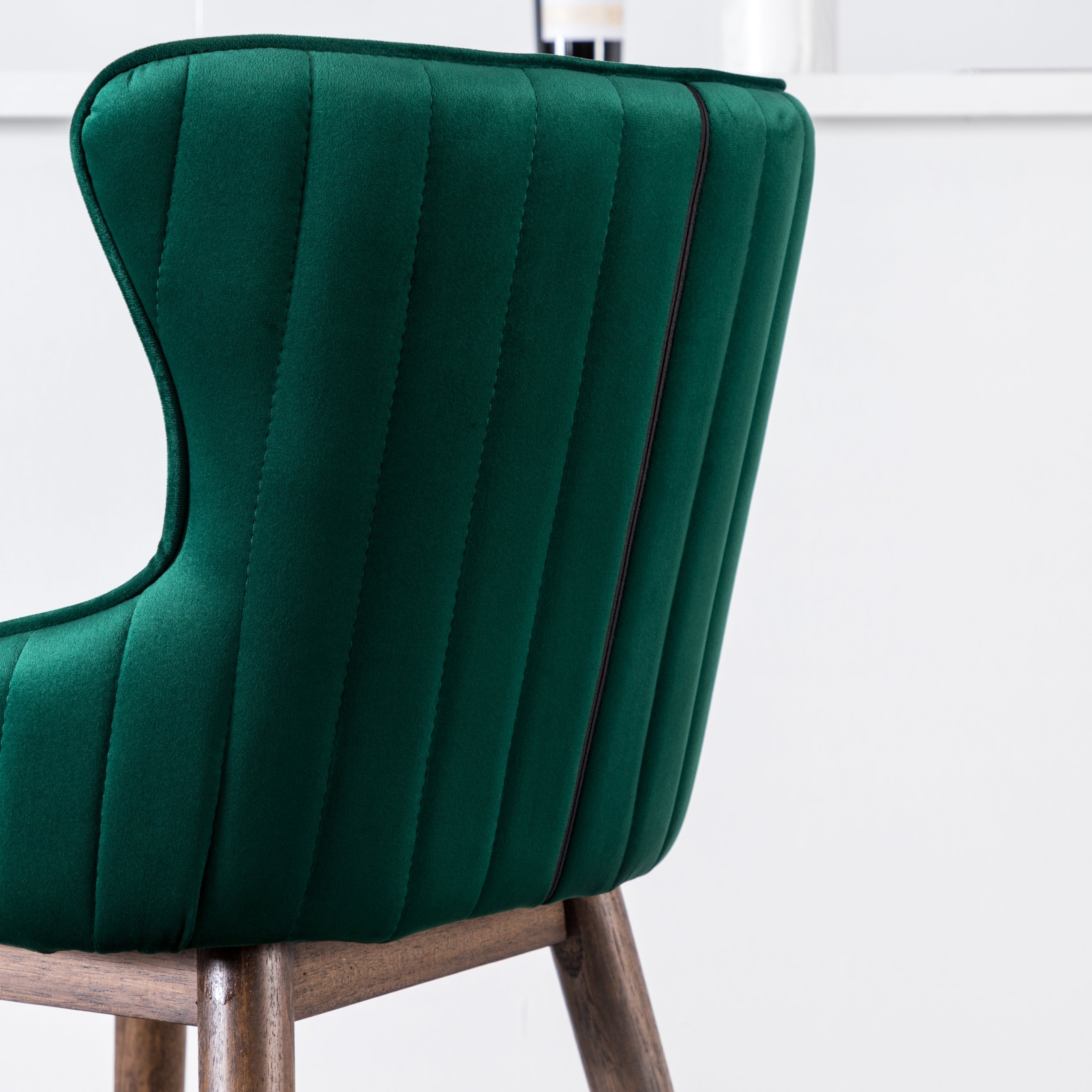 Roundhill Furniture Leland Fabric Upholstered Counter Height Wingback Bar Stools, Green, Set of 2 - Perfect for Kitchen Islands, Breakfast Nooks & Home Bars