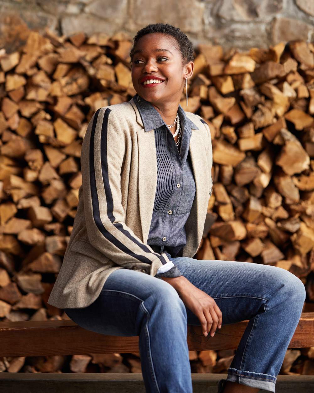 Ariat Women's Dornie Blazer - Stylish Equestrian Riding Jacket for Horseback Riding & Outdoor Activities | Perfect for Show, Trail & Casual Wear