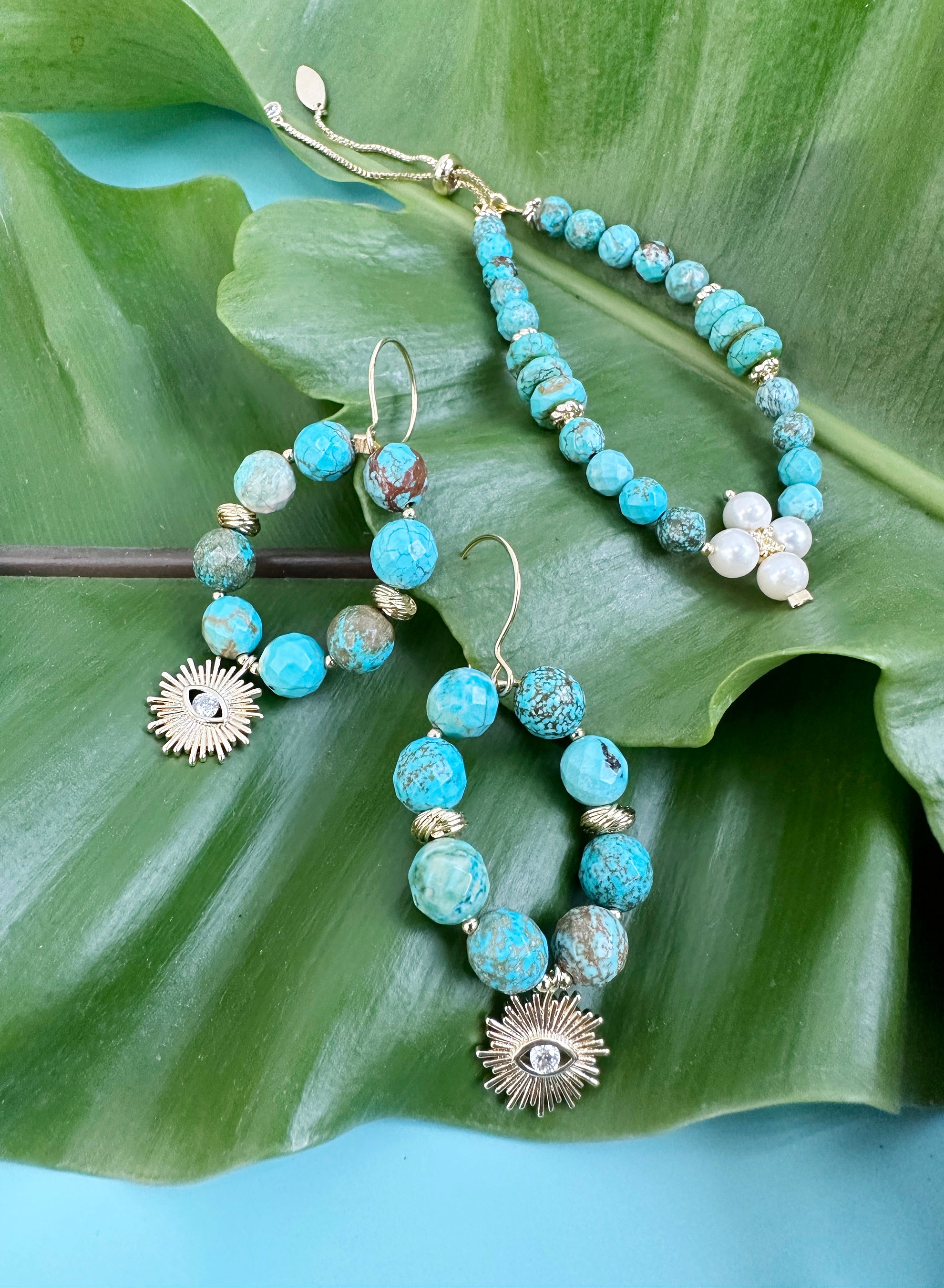 Turquoise Flower Pearl Adjustable Bracelet JB020 - Elegant Boho Jewelry for Women, Perfect for Parties, Weddings & Everyday Wear