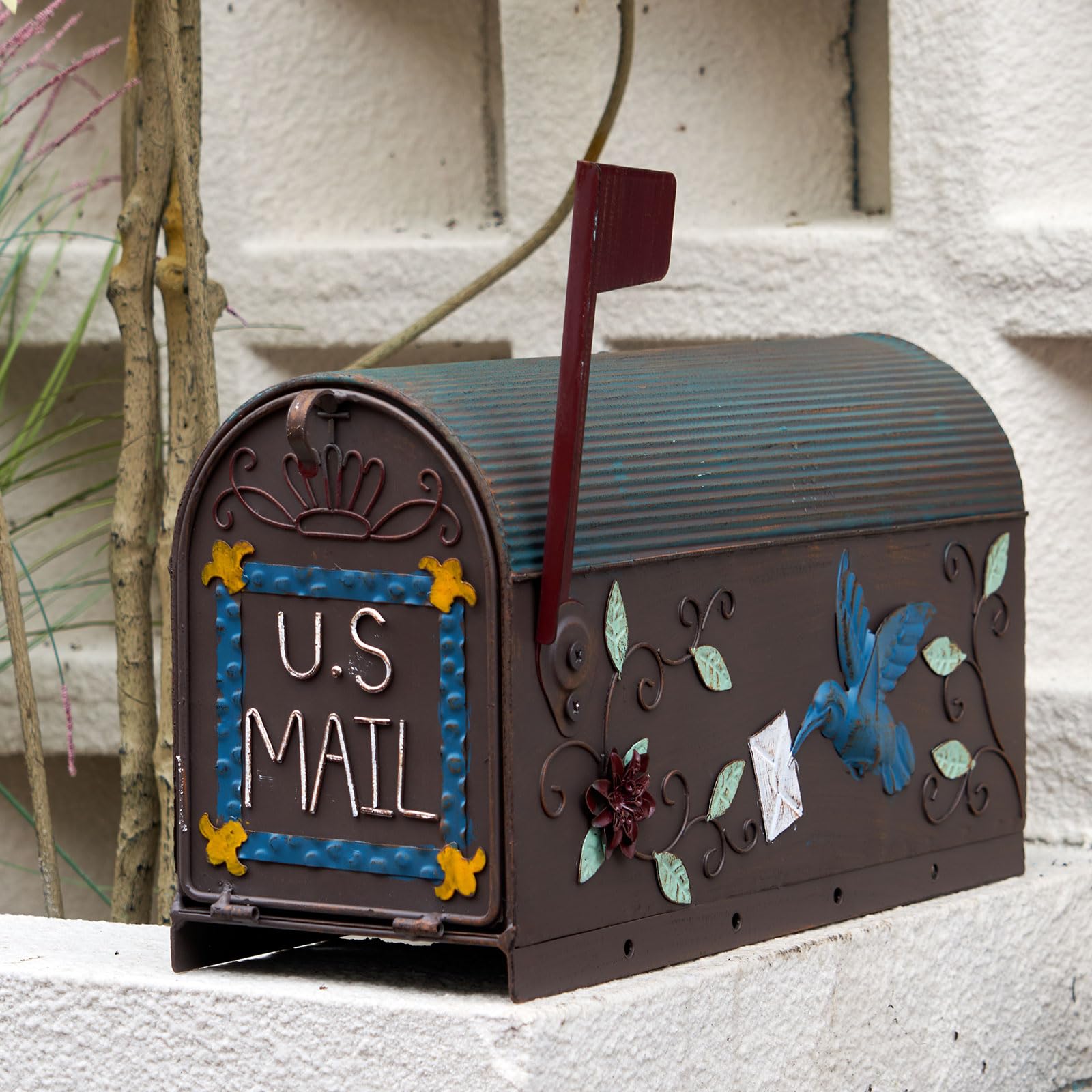 Heavy Duty Outdoor Mailbox - Rust-Resistant Post Mount Mailbox with Decorative Rusty-Bird Design for Courtyard, Garden & Front Yard - Perfect for Home, Villa & Rural Mail Delivery