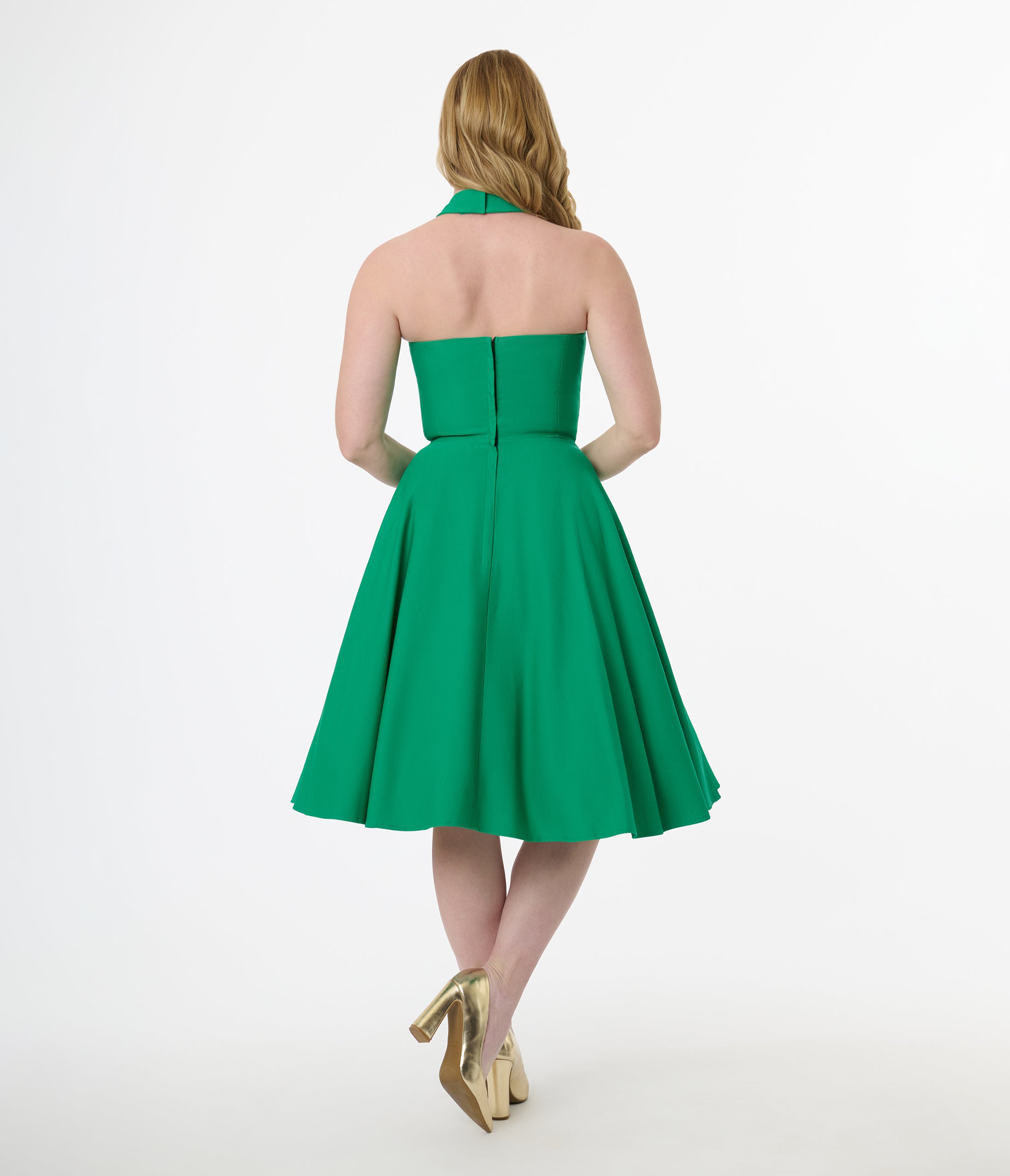 Vintage 1950s Green Criss Cross Halter Rita Flare Dress - Retro Swing Dress for Women, 50s Style Cocktail Party Outfit, Perfect for Pinup Photoshoots & Vintage Themed Events