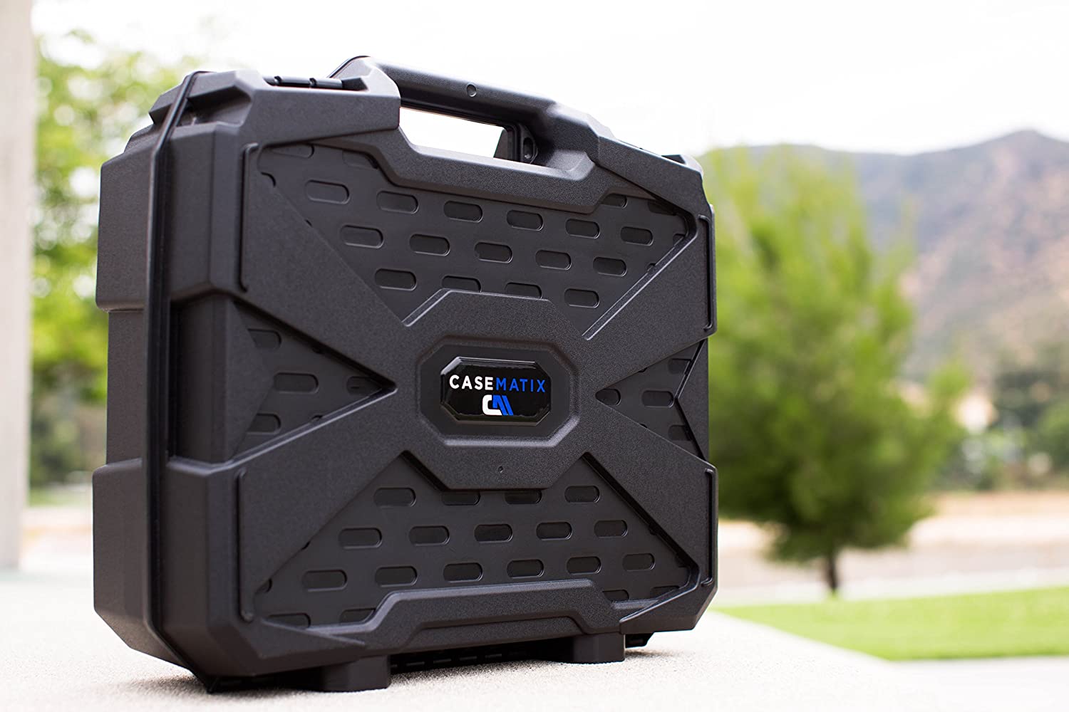 CASEMATIX Durable Projector Travel Case for Epson VS250 SVGA, VS350 XGA, VS355 WXGA Projectors - Includes HDMI Cable & Remote with Custom Foam - Perfect for Business Travel, Home Theater & School Presentations
