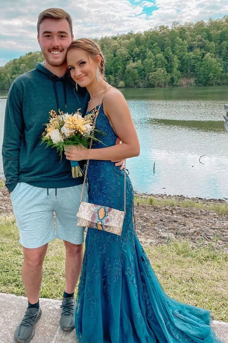 Elegant Green Applique Mermaid Long Prom Dress for Women - Formal Evening Gown for Homecoming, Wedding, and Special Occasions
