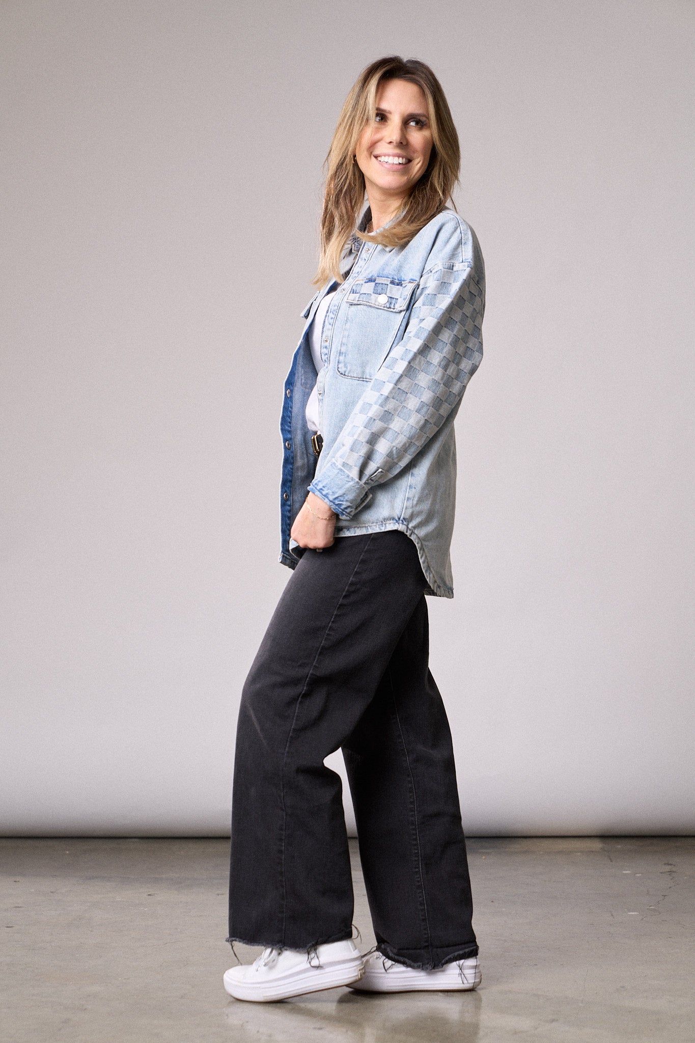 Men's Light Wash Checkered Denim Shacket - Casual Overshirt for Fall & Winter | Streetwear, Layering, Outdoor Activities