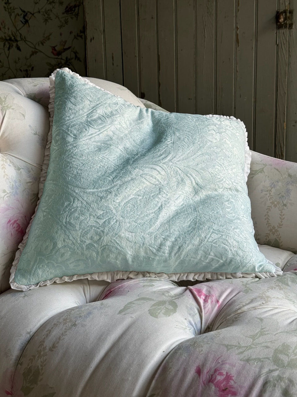 Elegant Pale Blue Damask Print Decorative Throw Pillow Cover 18x18 Inches - Perfect for Sofa, Bedroom & Home Decor