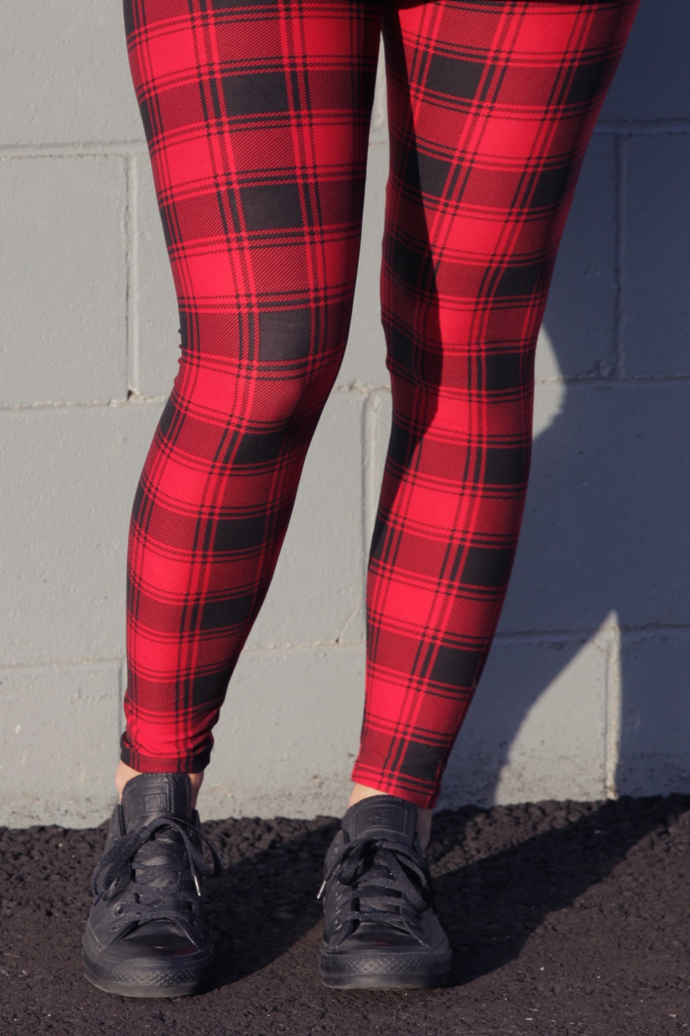 Soft Buffalo Plaid Flannel Blanket - Cozy & Warm for Winter, Camping, and Home Decor