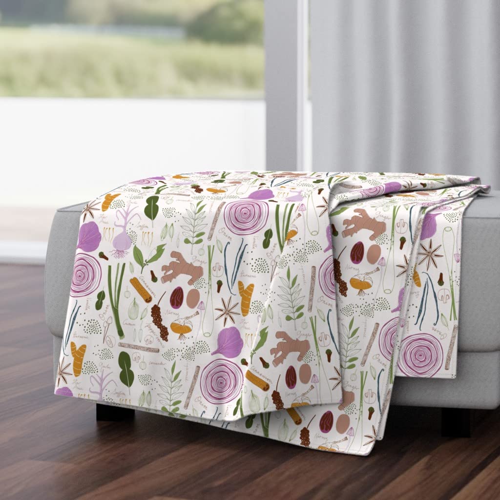 Soft Spoonflower Plush Minky Throw Blanket 50x70 Inches - Spices & Vegetables Print (Garlic, Onion) - Cozy Scandinavian Design for Bed, Sofa & Nursery Decor