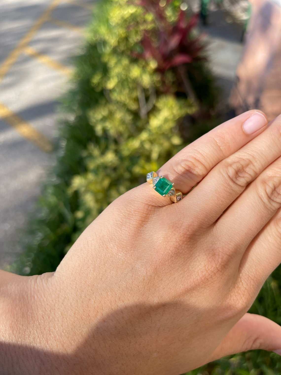 1.97tcw Colombian Emerald & Princess Cut 14K Gold Anniversary Ring for Women - Perfect Gift for Wife, Mother, Daughter on Birthday, Valentine's Day or Anniversary