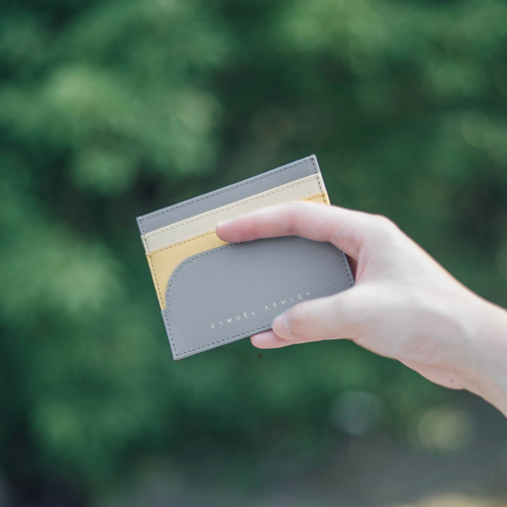 Premium Flynn Genuine Leather Card Holder - RFID Blocking Slim Wallet for Men & Women - Perfect for Travel, Business & Everyday Use