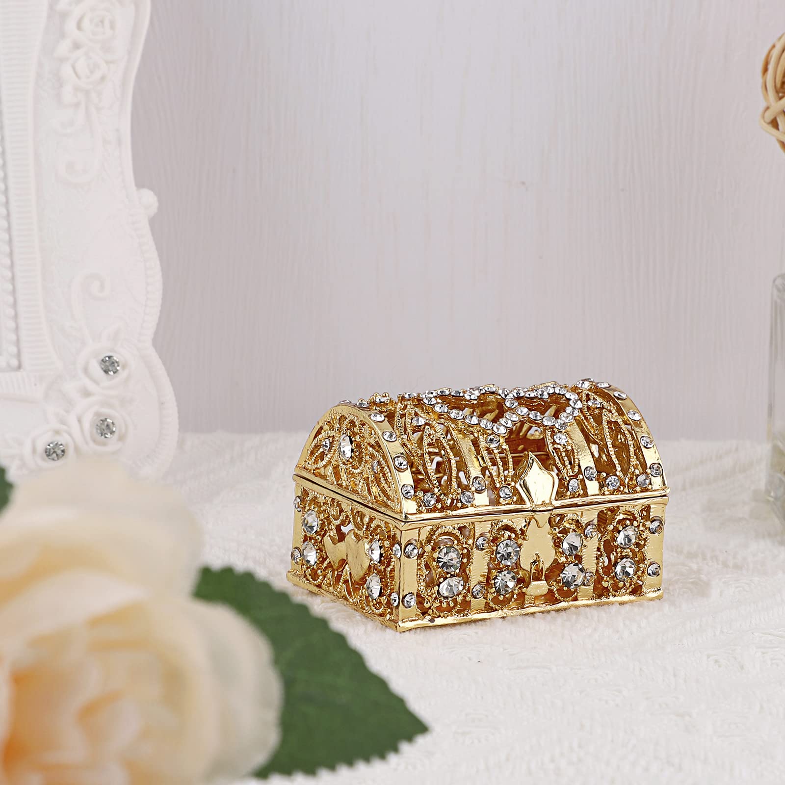ELLDOO Floral Engraved Jewelry Box - Crystal Treasure Chest Keepsake Organizer for Rings, Earrings & Small Trinkets | Wedding, Birthday Gift for Women & Girls | Perfect for Bridal Shower, Anniversary & Special Occasion Storage (Gold)