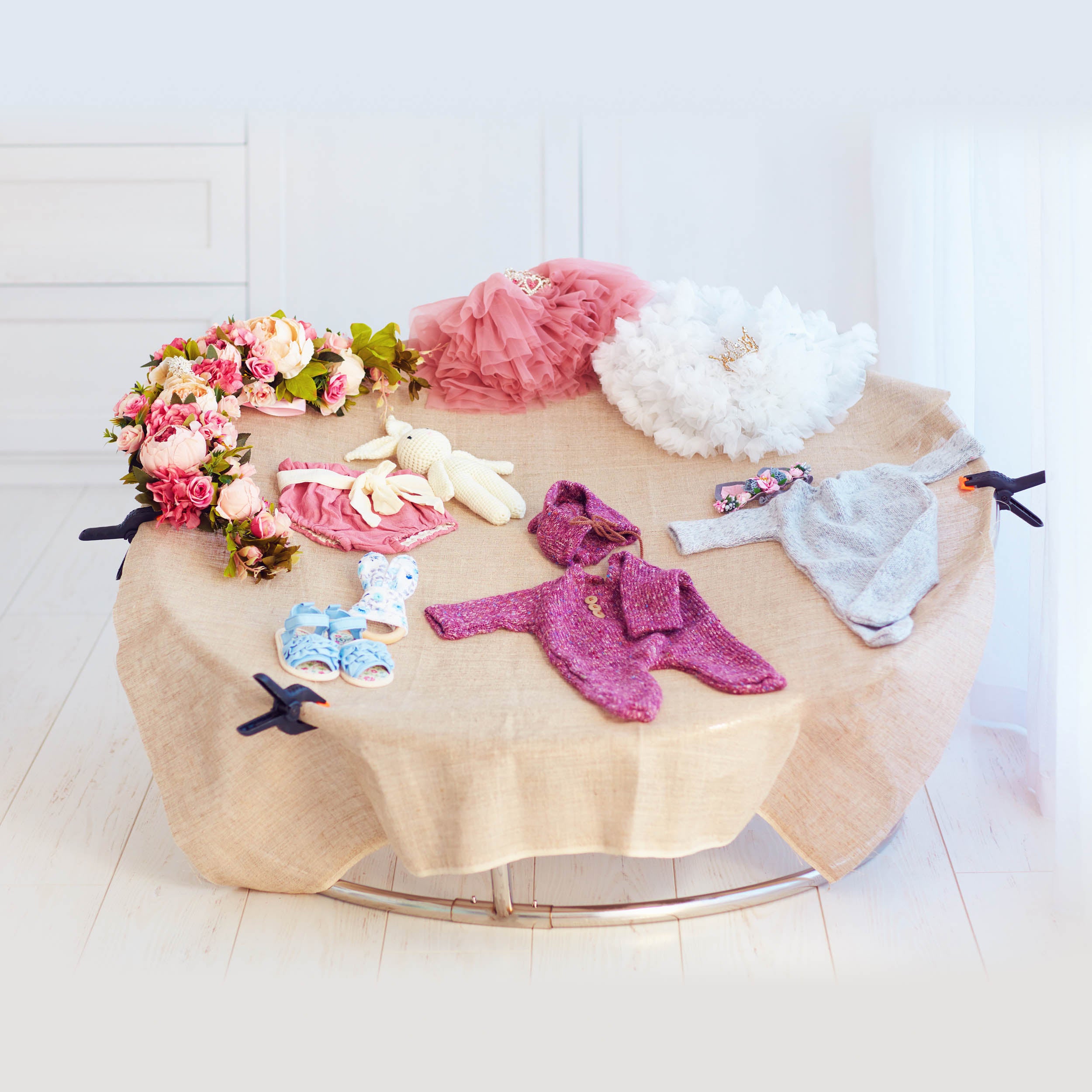 Baby Posing Bean Bag Chair with Removable Frame - Soft Photoshoot Prop for Newborns & Infants | Perfect for Studio Photography, Home Portraits & Nursery Decor (Filling Not Included)