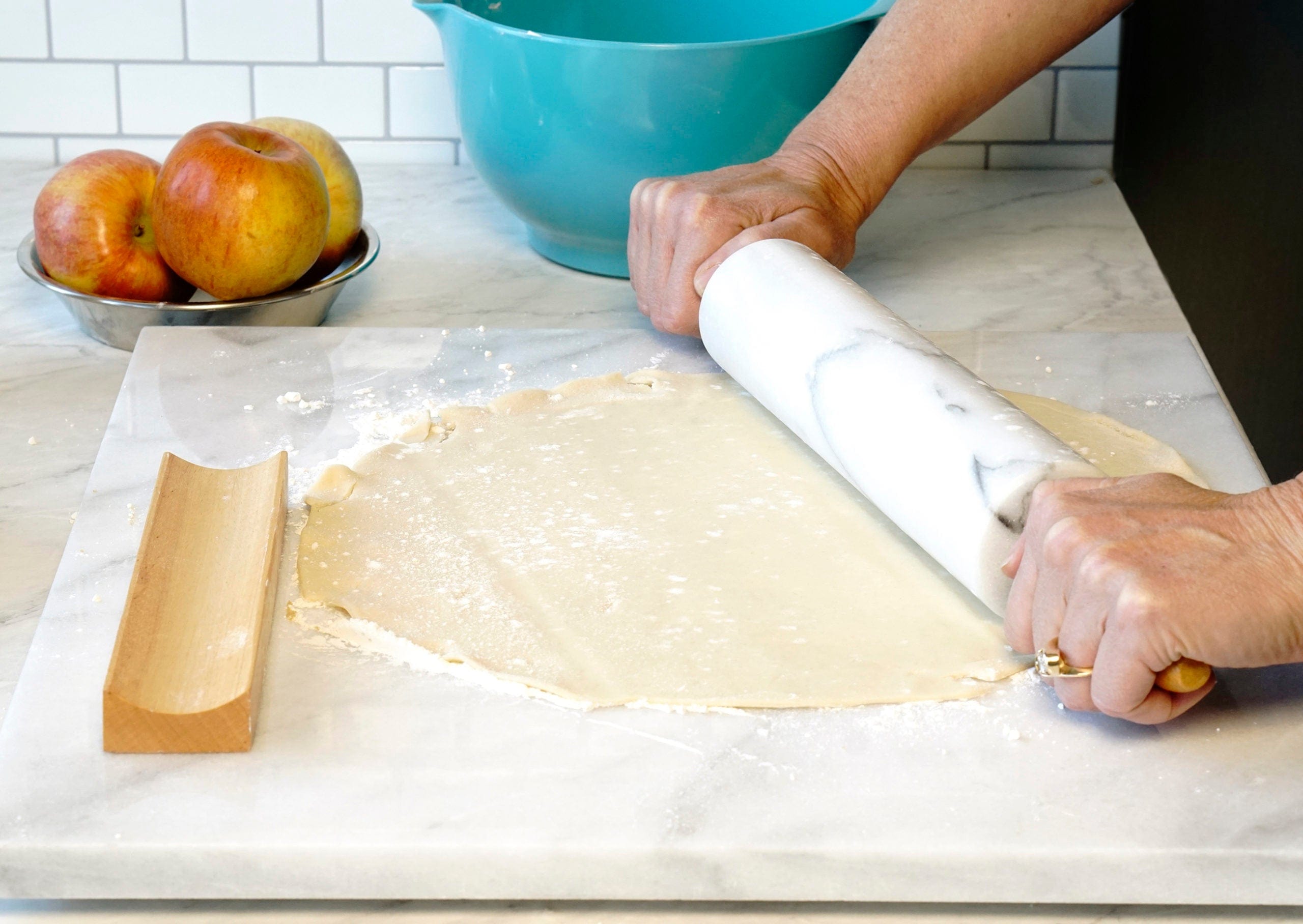 Premium White Marble Rolling Pin for Baking - Durable & Non-Stick Pastry Dough Roller - Perfect for Cookies, Pies, and Homemade Pasta Making