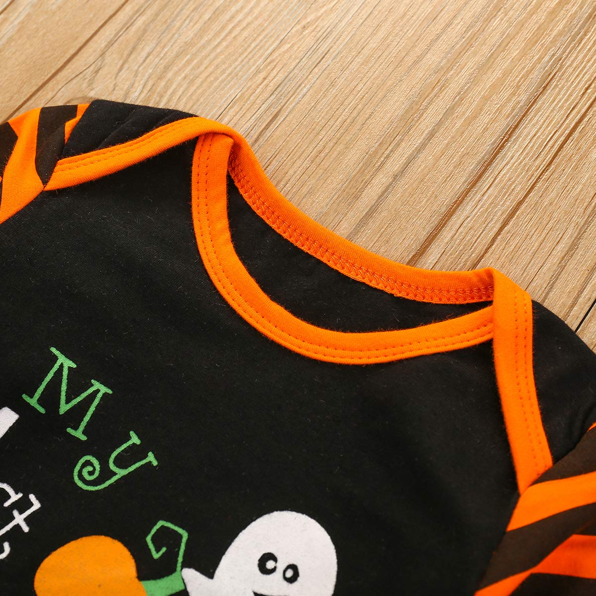 Unisex Baby Halloween Jumpsuit - Pumpkin Print Long Sleeve Romper for Newborns & Toddlers | Cute Costume for Boys & Girls | Perfect for Trick-or-Treating, Photo Shoots & Fall Festivals
