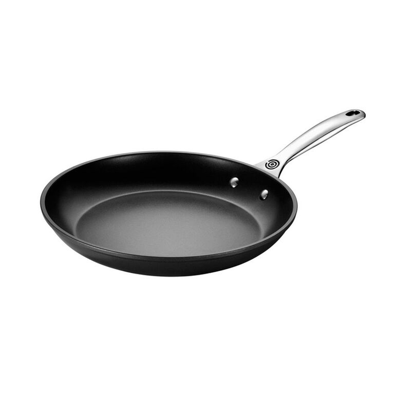 Le Creuset 28cm Nonstick Frying Pan - Premium Toughened Non-Stick Skillet for Sauteing, Frying & Cooking | Oven & Dishwasher Safe