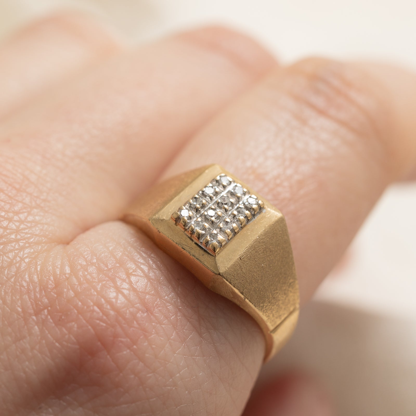 0.08ctw Diamond Grid Signet Ring for Men & Women - Size 9.5 - Elegant Stackable Jewelry for Everyday Wear, Wedding Bands & Fashion Statement