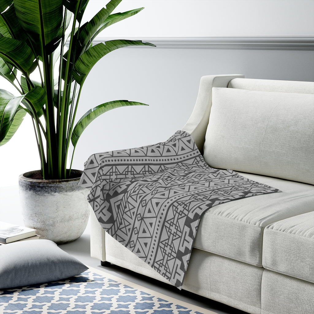 Soft Velvet Plush Throw Blanket - Southwestern Style Cozy Couch Blanket for Gifts, Home Decor & Winter Warmth | Perfect for Living Room, Bedroom & Outdoor Use