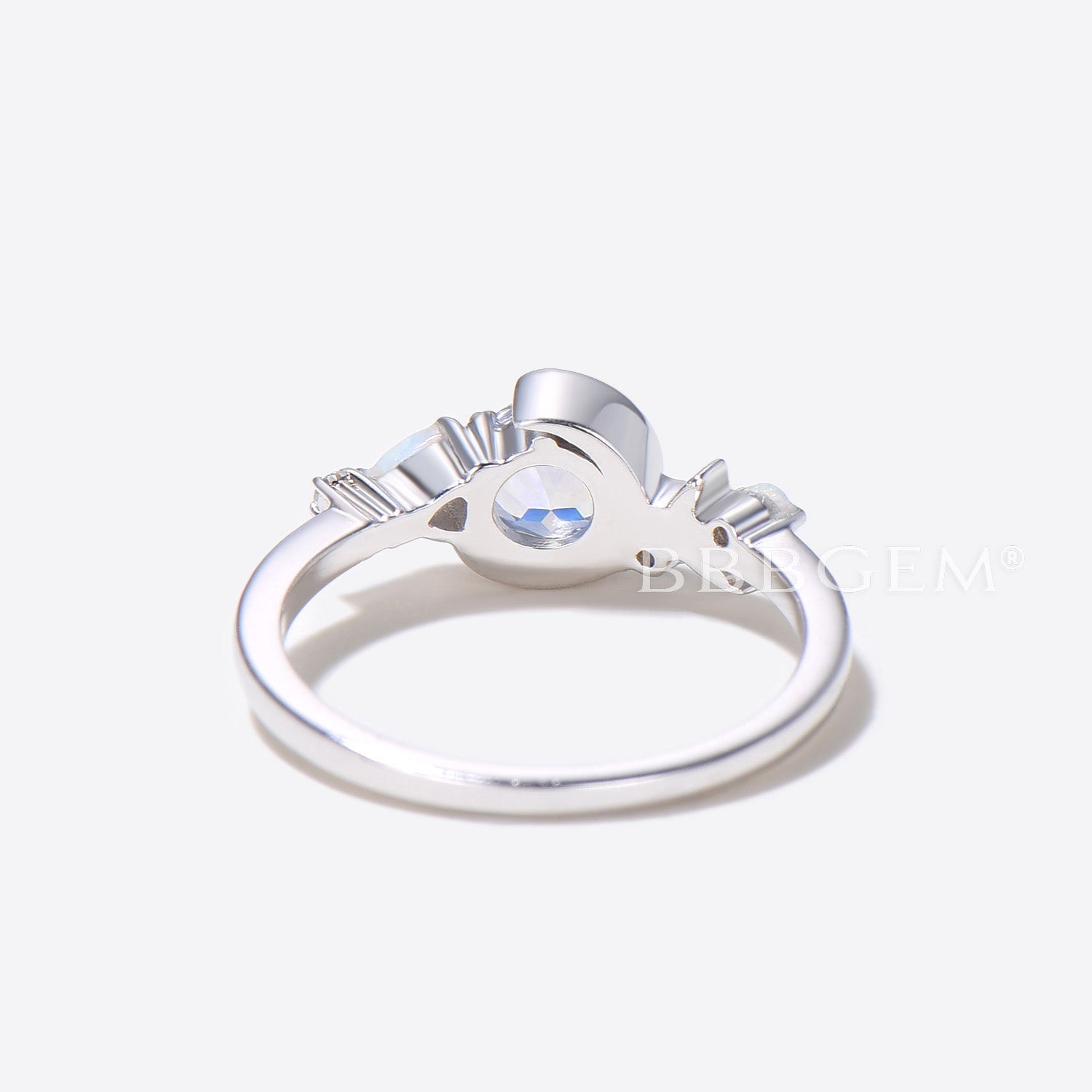 Natural Moonstone & Opal Engagement Ring for Women - Round Moon Star Wedding Band, Promise Ring, Anniversary Jewelry Gift for Her - Perfect for Proposals, Bridal Sets & Special Occasions