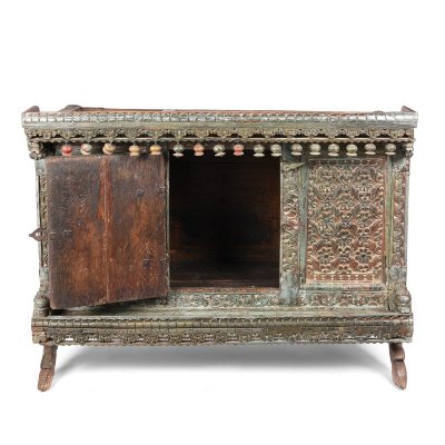 The Timeless Treasure: A Story of Heritage and Elegance