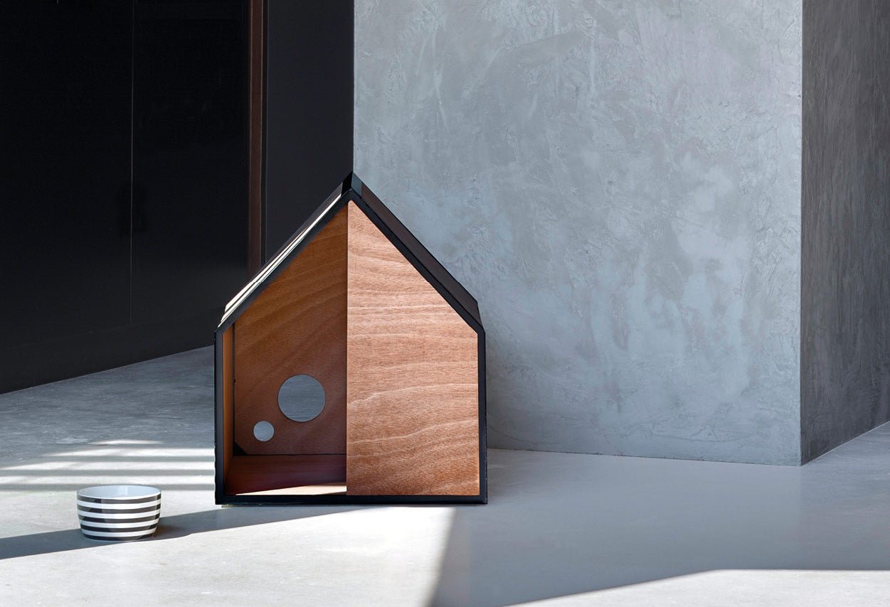 Large Dog Room - Spacious & Comfortable Pet House for Big Dogs - Perfect for Indoor & Outdoor Use, Bedroom, Living Room, or Backyard
