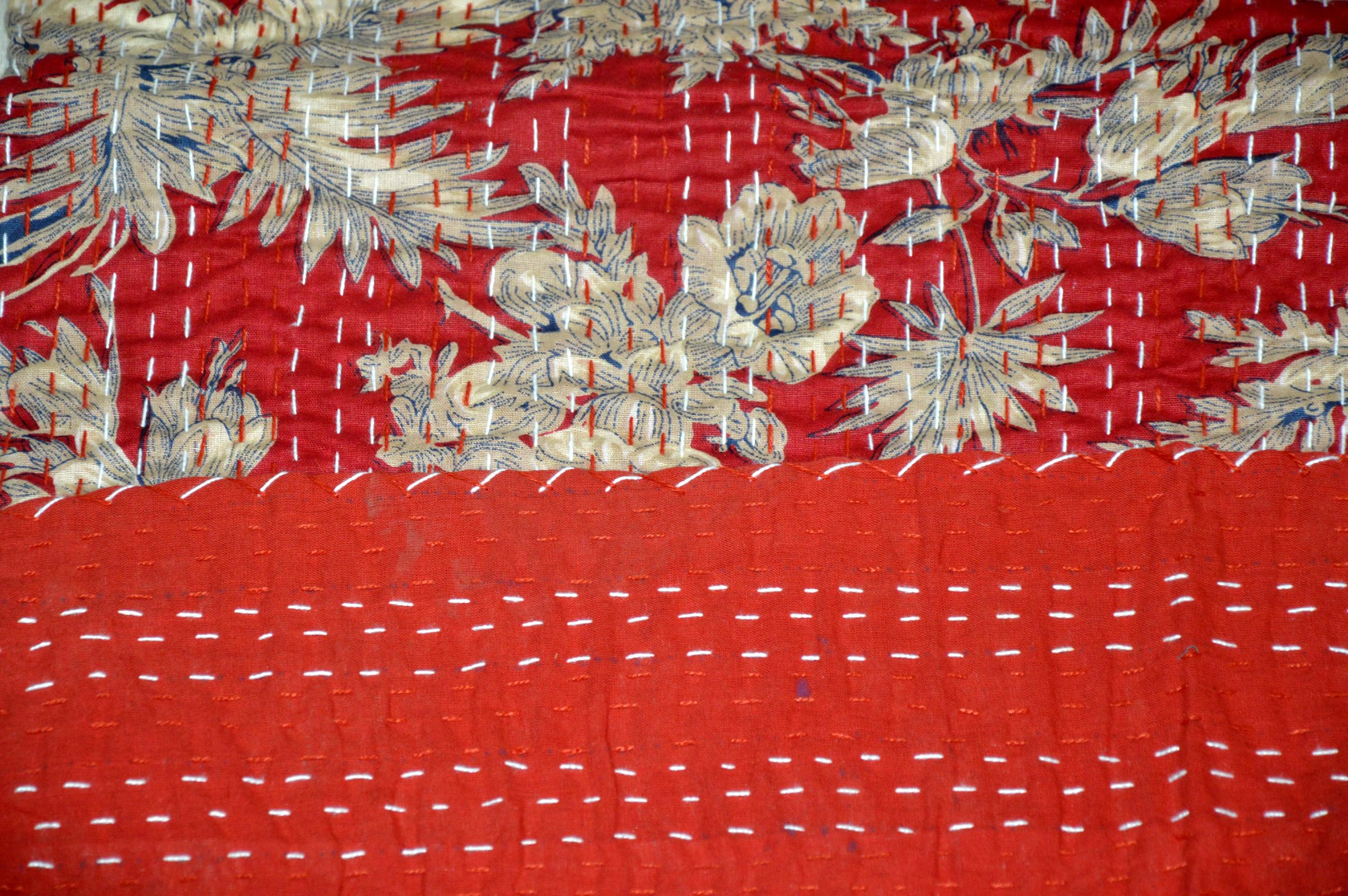 Handmade Cotton Kantha Quilt - Reversible Lightweight Indian Blanket & Boho Throw for Queen Size Bed (Red) - Perfect for Cozy Bedroom Decor, Guest Room Accent, or Boho-Chic Living Room