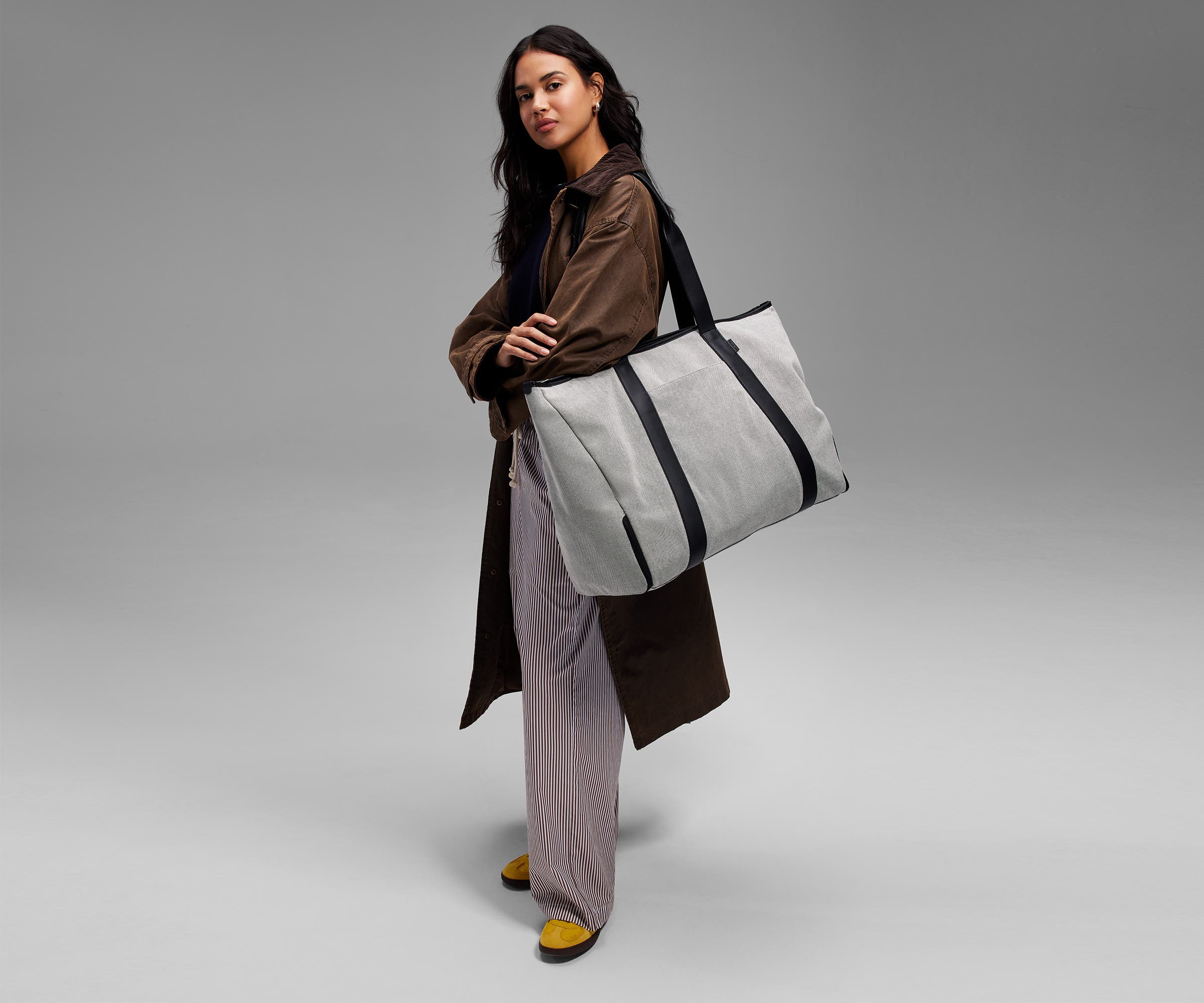 Durable Black Transit Canvas Tote Bag - Stylish & Spacious Carryall for Work, Travel & Shopping