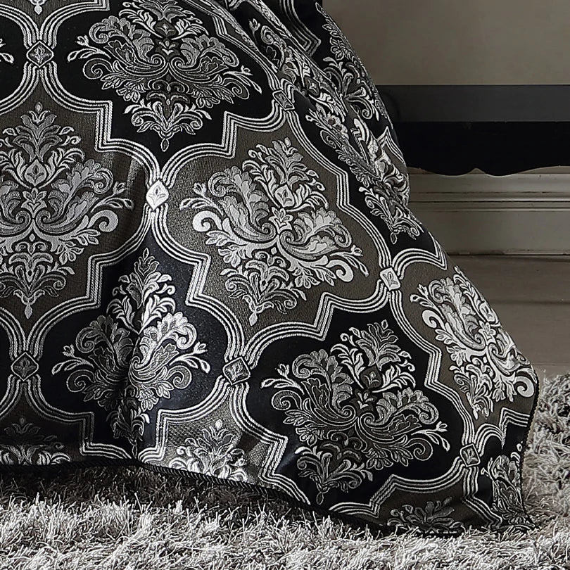 Davinci Chamonix Silver Quilt Cover Set - Luxury 100% Cotton Bedding Set for Queen/King Size - Perfect for Master Bedroom, Guest Room & Hotel Decor