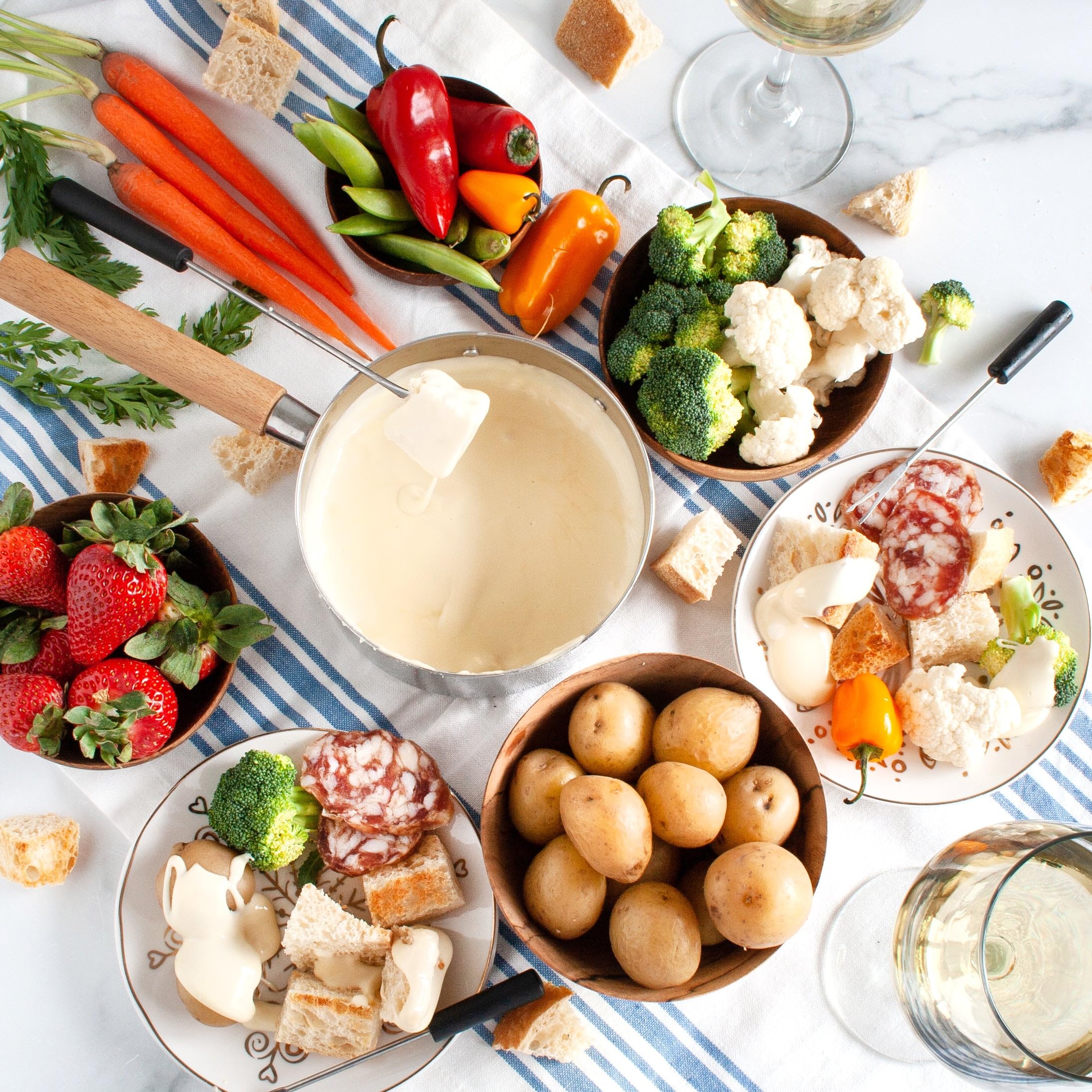 Premium Swiss Cheese Fondue Set in Elegant Gift Box - Includes Chef's Fondue Recipe - Blend of Emmentaler, Gruyere & Appenzeller Cheeses - Perfect for Romantic Dinners, Holiday Parties & Family Gatherings