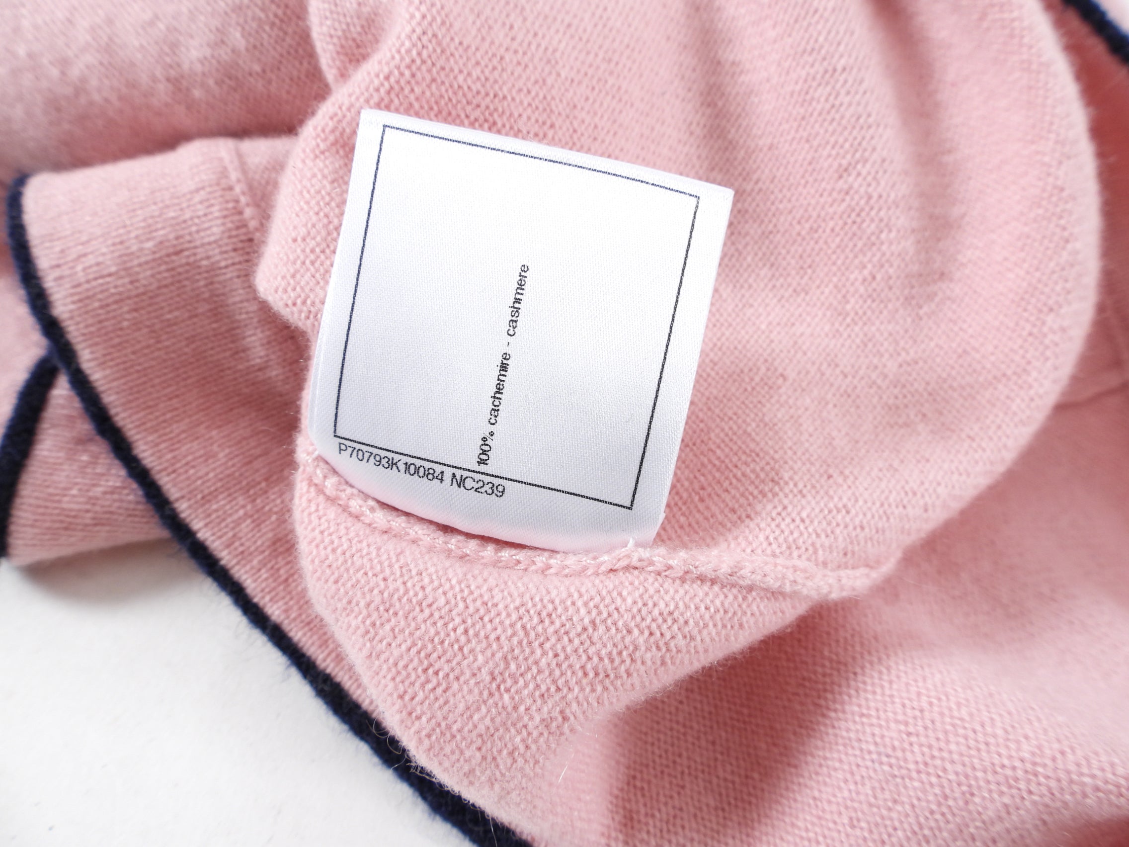 Chanel 21S Pink Cashmere Cardigan Sweater with Signature No.5 Buttons - Size FR38 / US Small - Perfect for Spring Outfits & Luxury Fashion Events