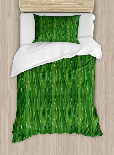 Fern Green Pale Green
