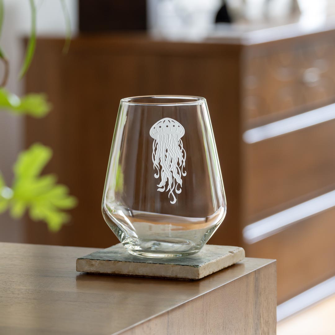 Jellyfish 18oz Stemless Wine Tumbler Glass Set of 2 - Shatterproof & Insulated for Red, White, or Rosé - Perfect for Picnics, Beach, and Outdoor Parties