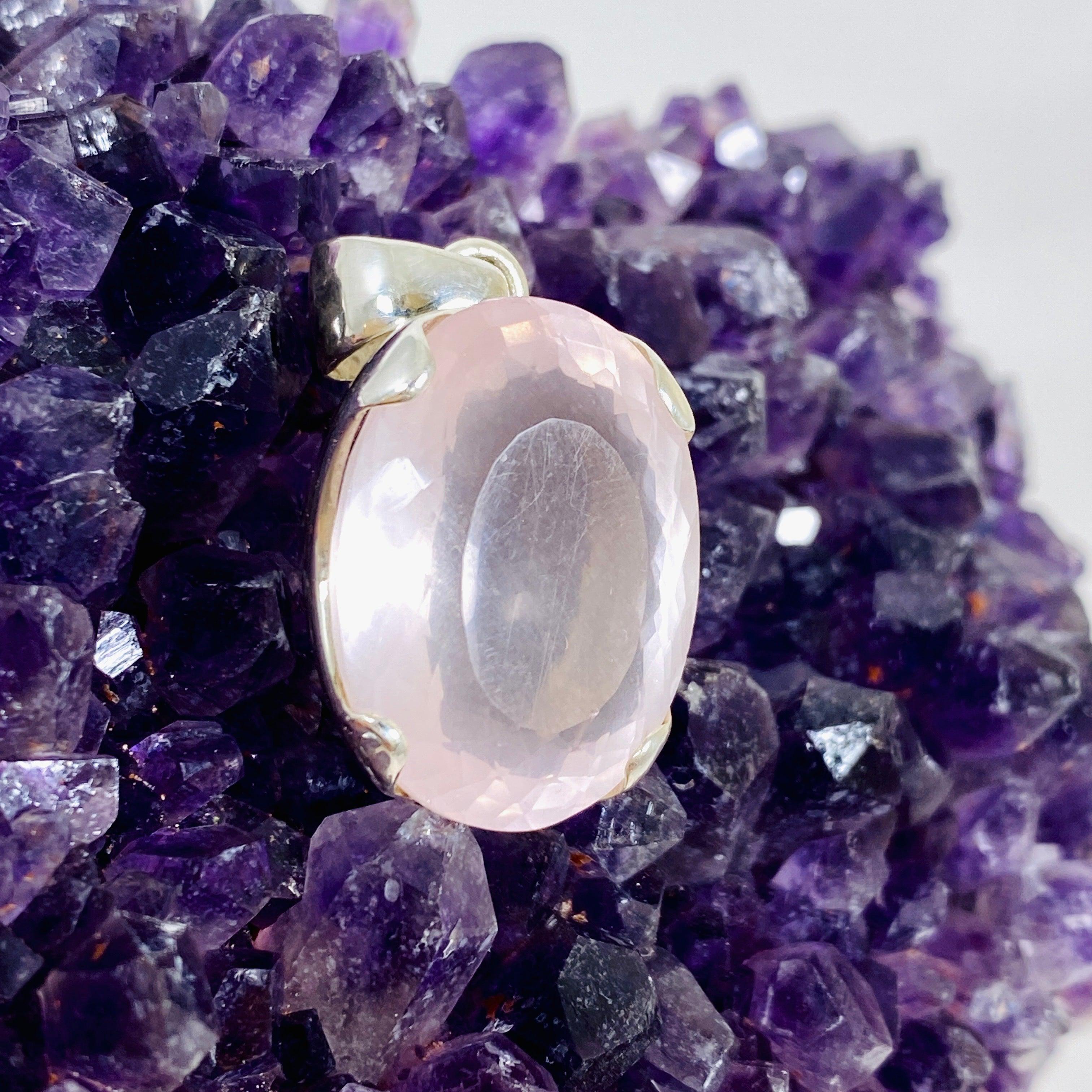 Rose Quartz Faceted Oval Pendant Necklace - Natural Healing Stone Jewelry for Women - Perfect for Meditation, Yoga & Spiritual Gifts