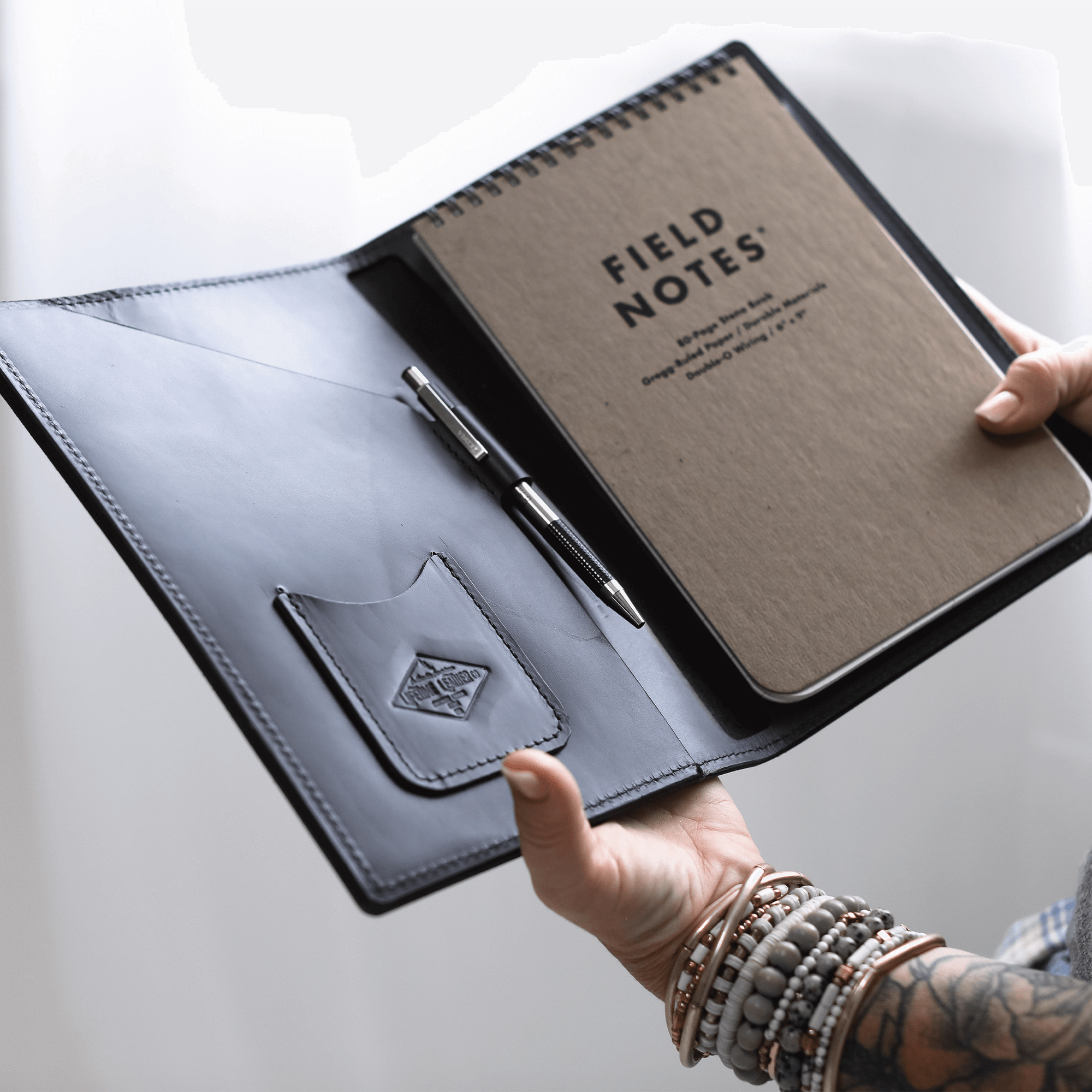 Premium Leather Steno Notebook - Professional Writing Pad for Journaling, Note Taking & Meetings - Classic A5 Size with Smooth Lined Pages