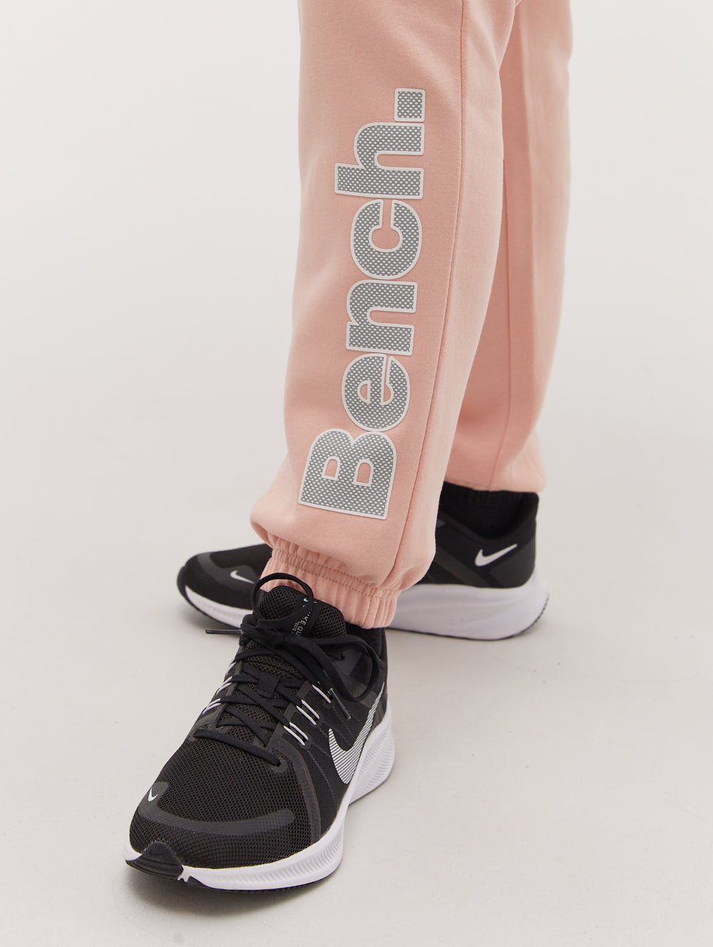 Frynn Outline Logo Joggers for Women - Comfortable Athletic Running Pants with Stylish Design - Perfect for Gym, Yoga, and Casual Wear