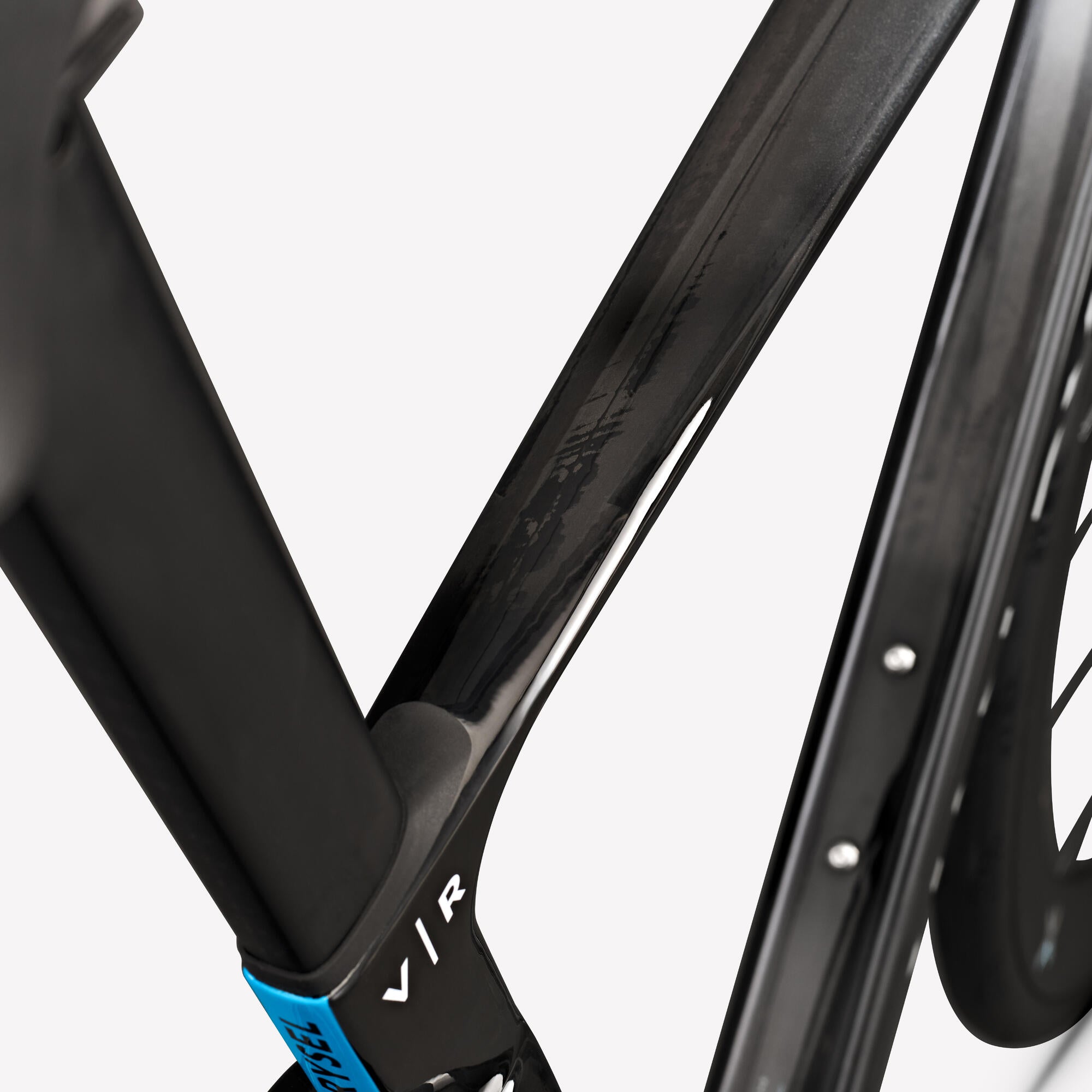 Van Rysel RCR Pro Replica Dura Ace Di2 Road Bike - AG2R Team Edition | High-Performance Carbon Frame for Racing & Endurance Training | Perfect for Competitive Cyclists & Triathletes