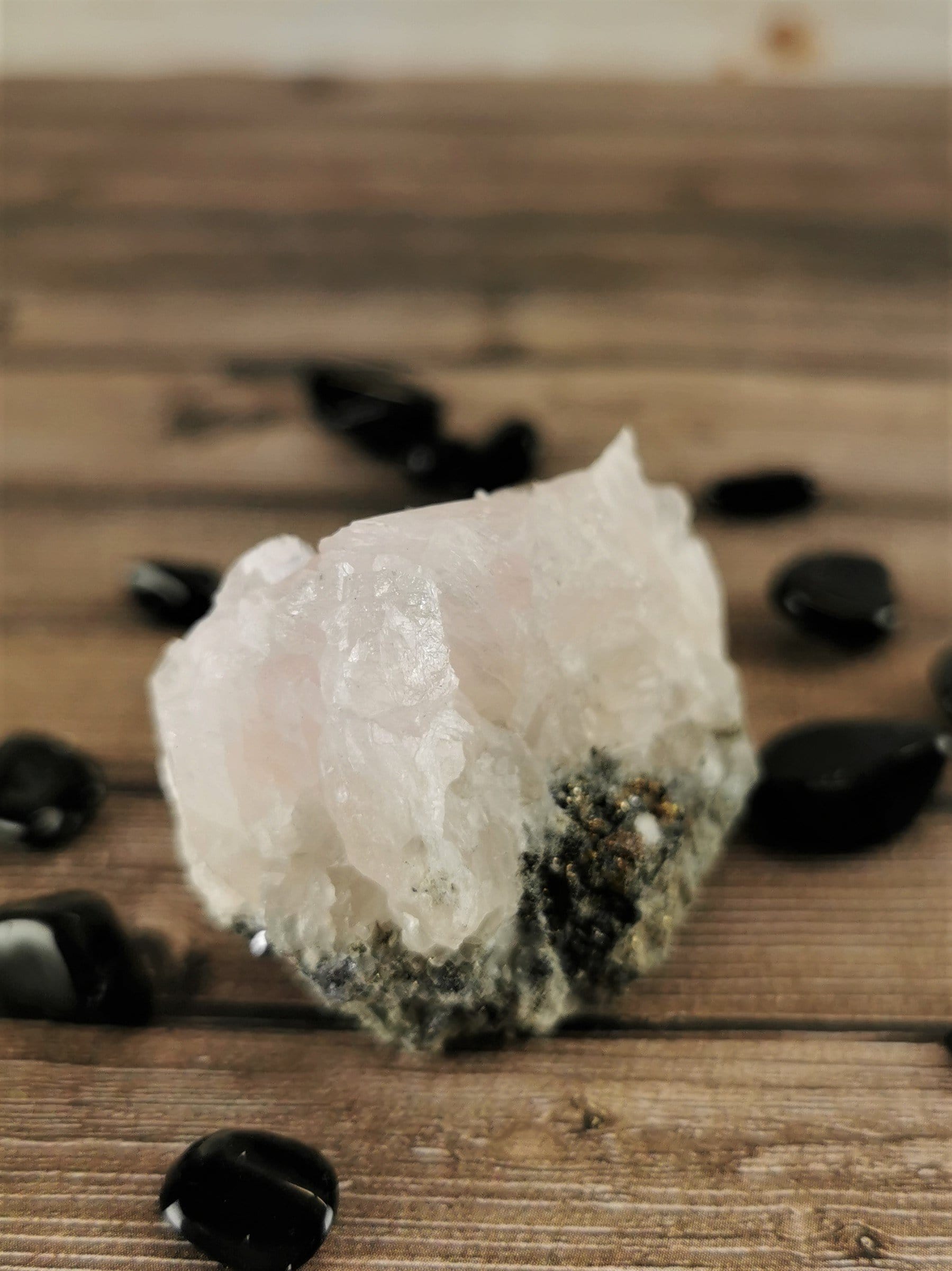 High-Quality Calcite Crystals for Sale | Natural Healing Stones & Mineral Specimens – Perfect for Home Decor, Meditation & Crystal Healing