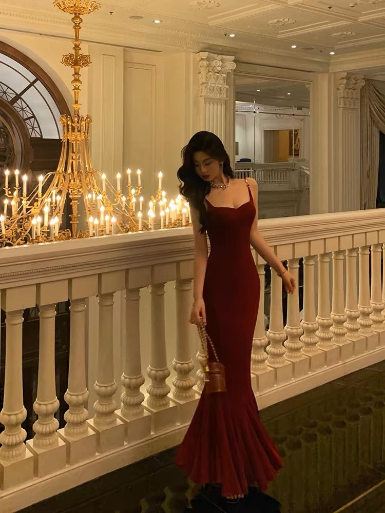 Elegant Burgundy Mermaid Long Prom Dress for Women - Formal Evening Gown for Homecoming, Wedding Guest, Cocktail Party & Special Occasions - Style J3255