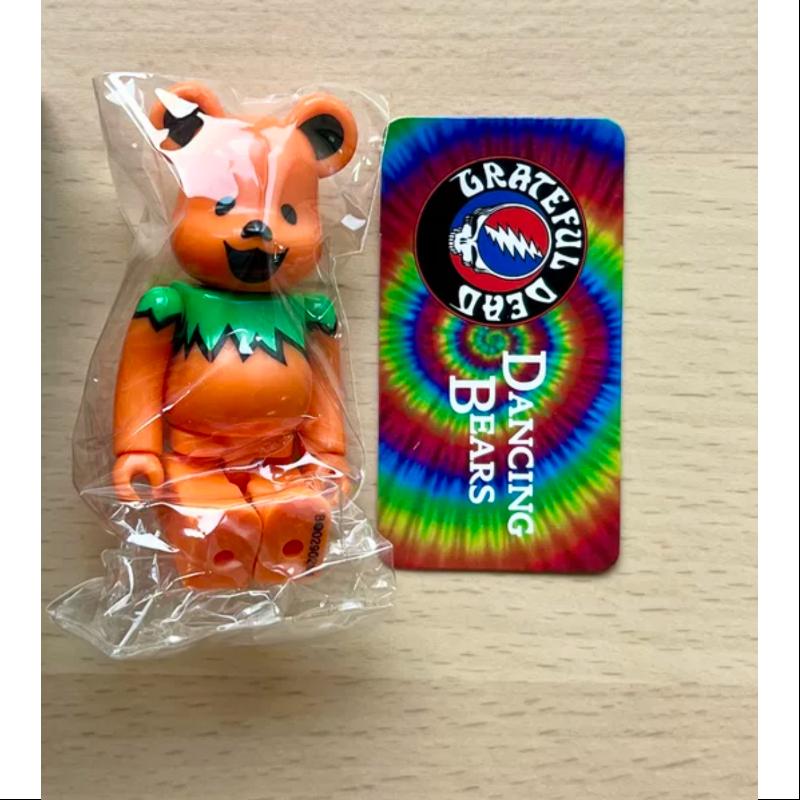 Bearbrick Series 29 ARTIST DANCING BEARS 100% Collectible Vinyl Figure - Limited Edition Art Toy for Display & Collection - Perfect for Home Decor, Office Display, and Gift for Art Enthusiasts