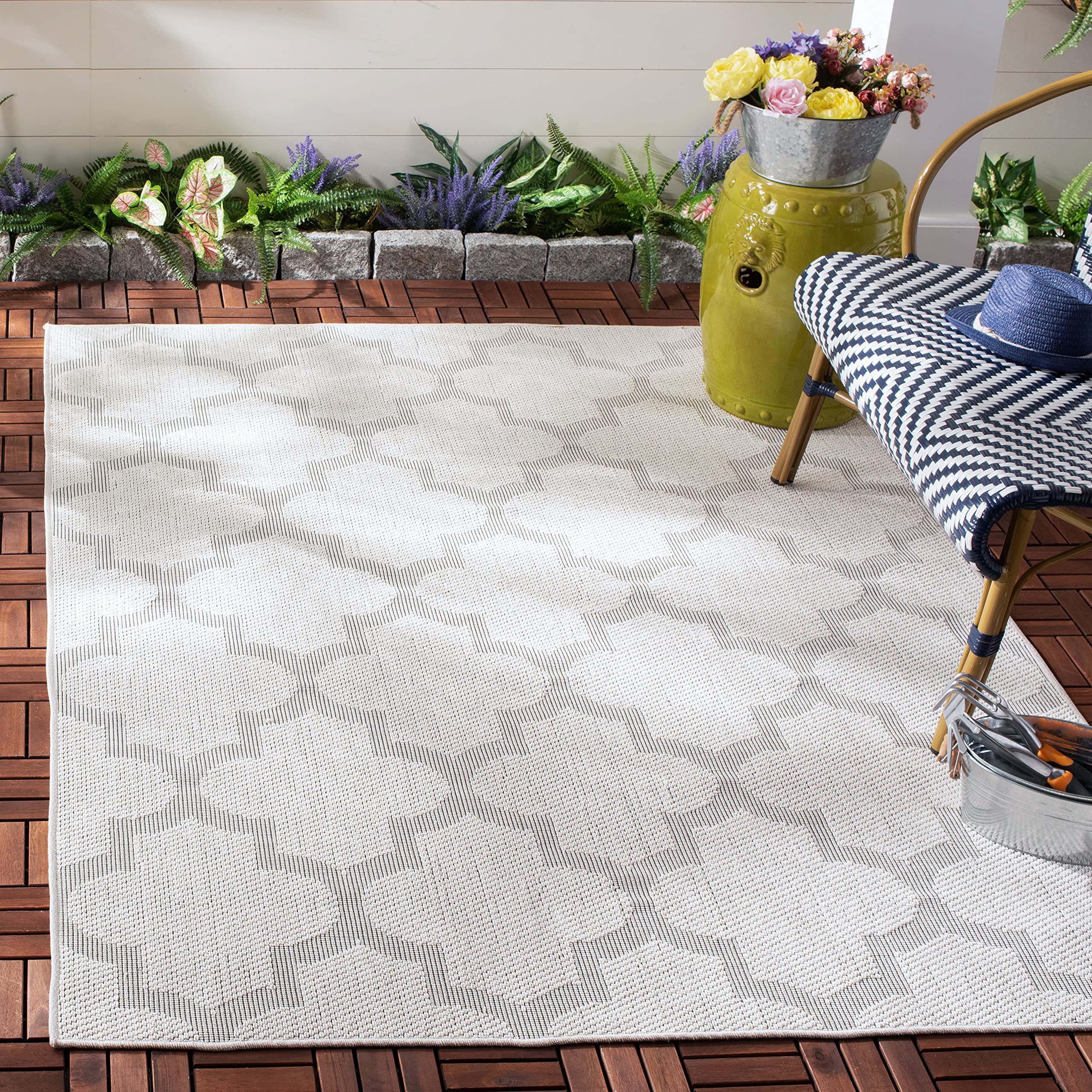SAFAVIEH Bermuda Collection 3' x 5' Ivory & Light Grey Accent Rug - Non-Shedding, Machine Washable Indoor/Outdoor Rug for Patio, Backyard, Mudroom - Easy Care, Durable & Stylish Home Decor