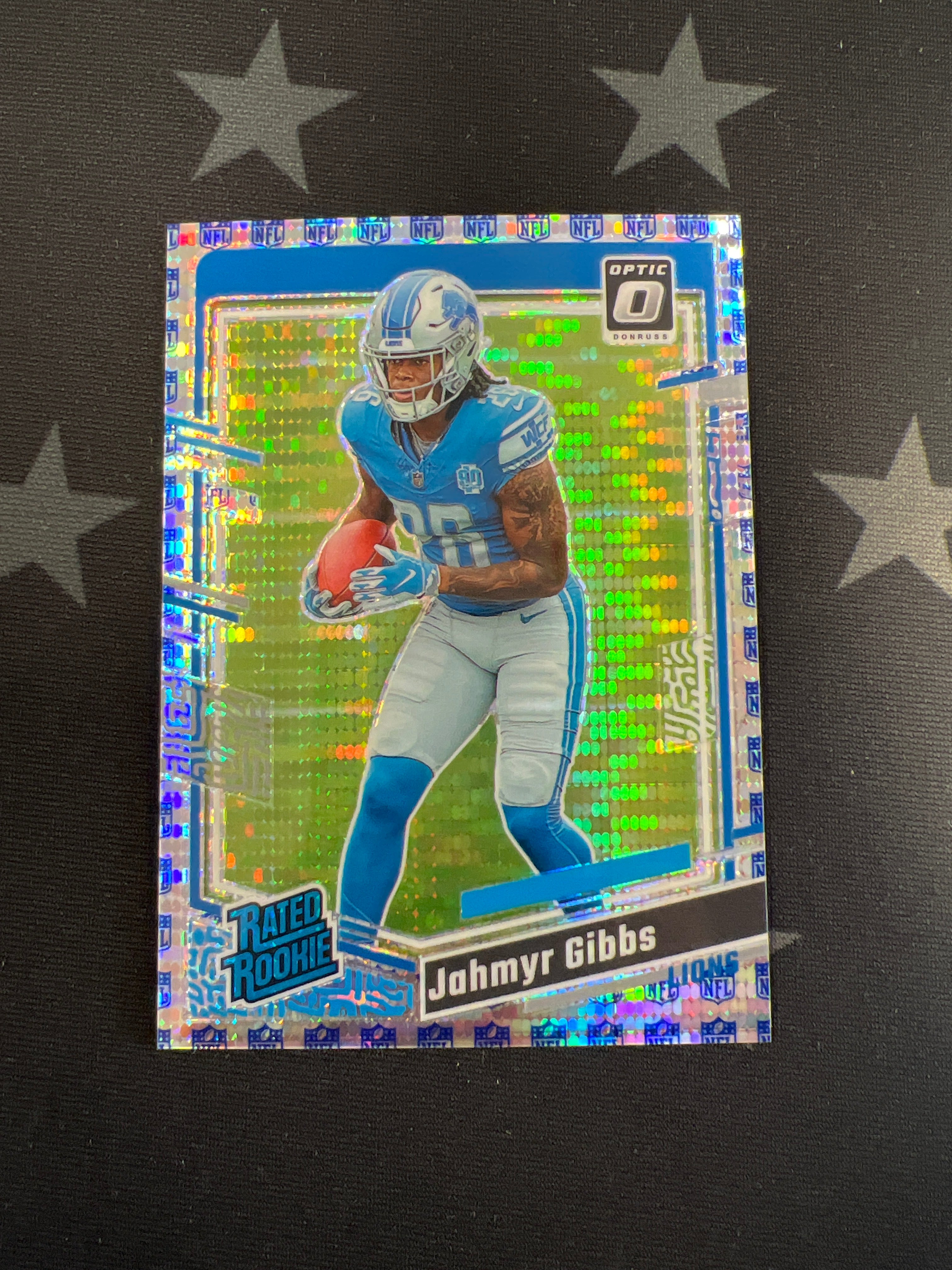2023 Panini Donruss Optic Jahmyr Gibbs Rookie Card #236 NFL Shield Prizm /32 - Rare Collectible for NFL Fans & Sports Memorabilia Enthusiasts