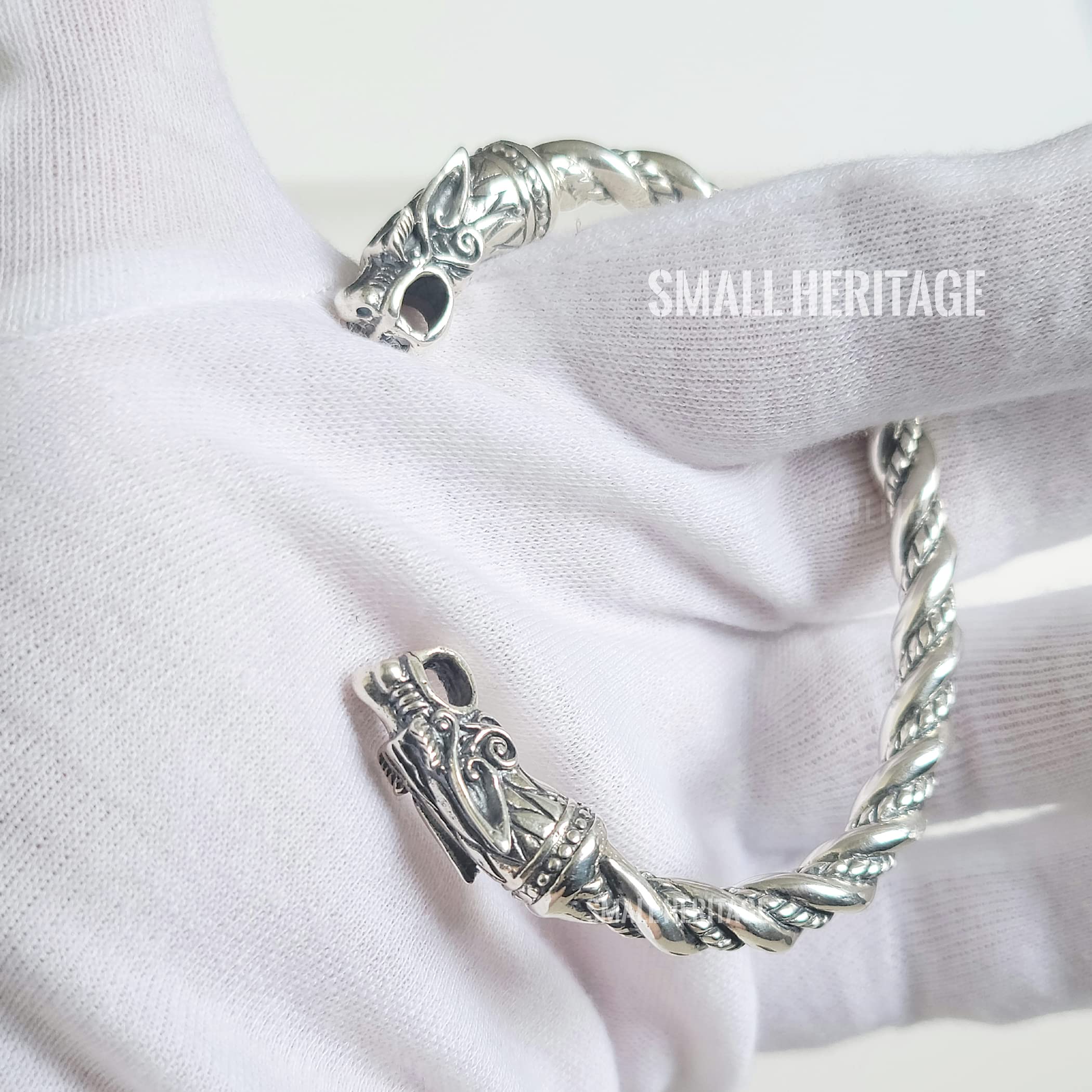 Viking Bracelet for Men - 925 Sterling Silver Norse Cuff Arm Ring - Medieval Style Jewelry for Viking Lovers & History Enthusiasts - Perfect for Cosplay, LARP & Everyday Wear