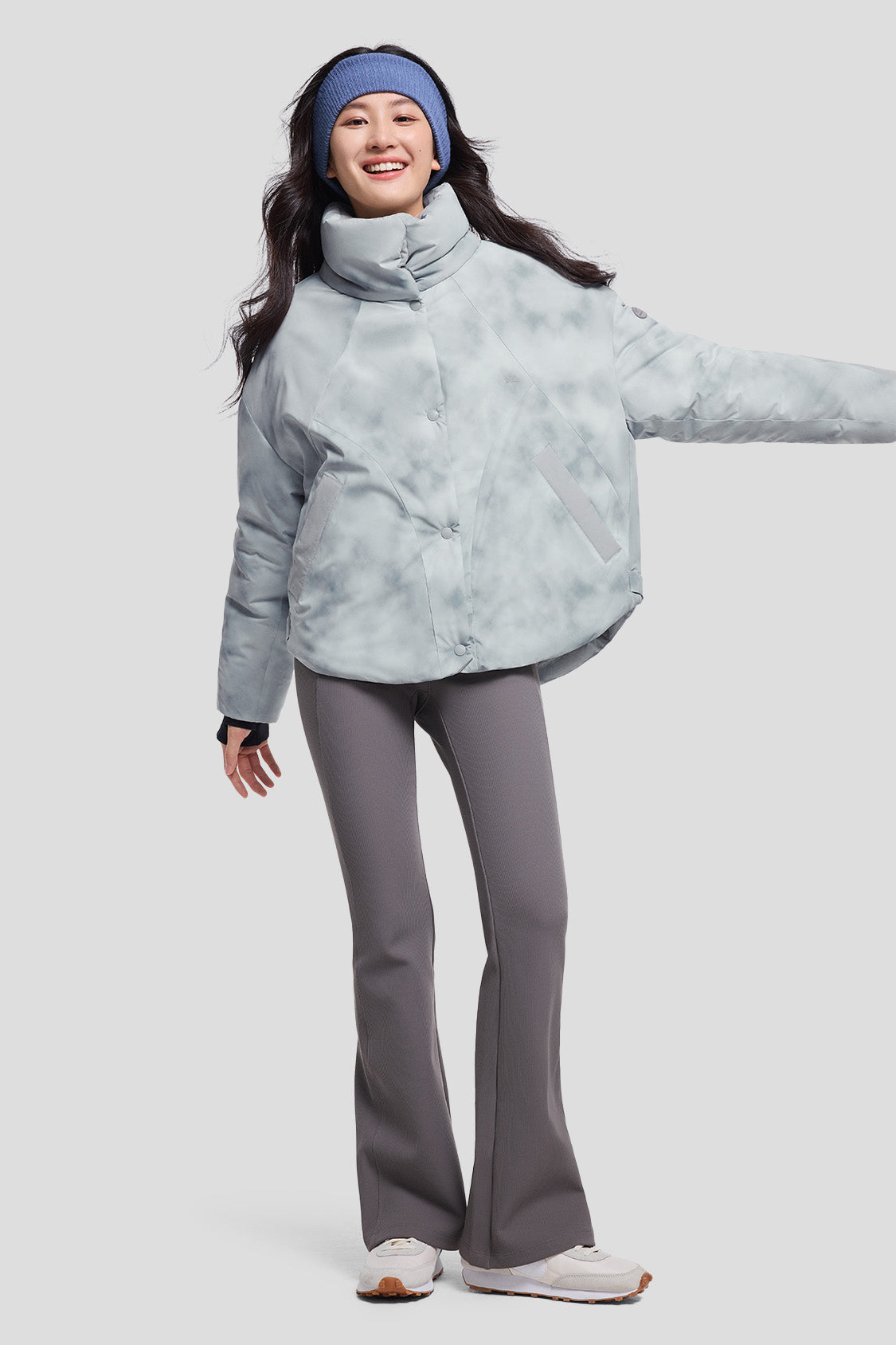 HeatGuard Women's High Warmth Stand Collar Winter Jacket - Cozy Outerwear for Cold Weather, Snow Activities & Daily Commute