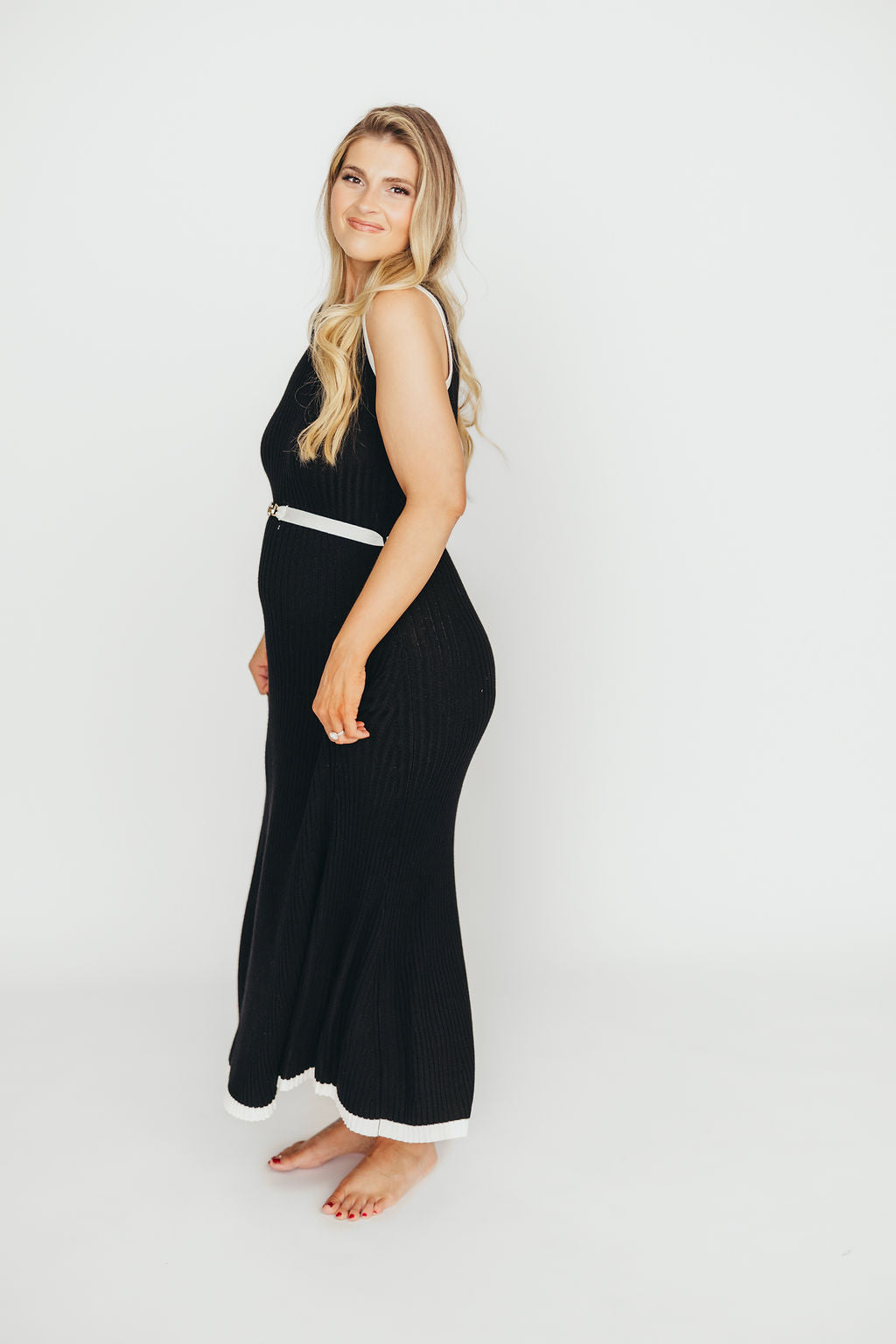 Drew Sleeveless Ribbed Knit Midi Dress - Black & White | Women's Stretchy Bodycon Dress for Casual Outings, Date Nights & Summer Vacations