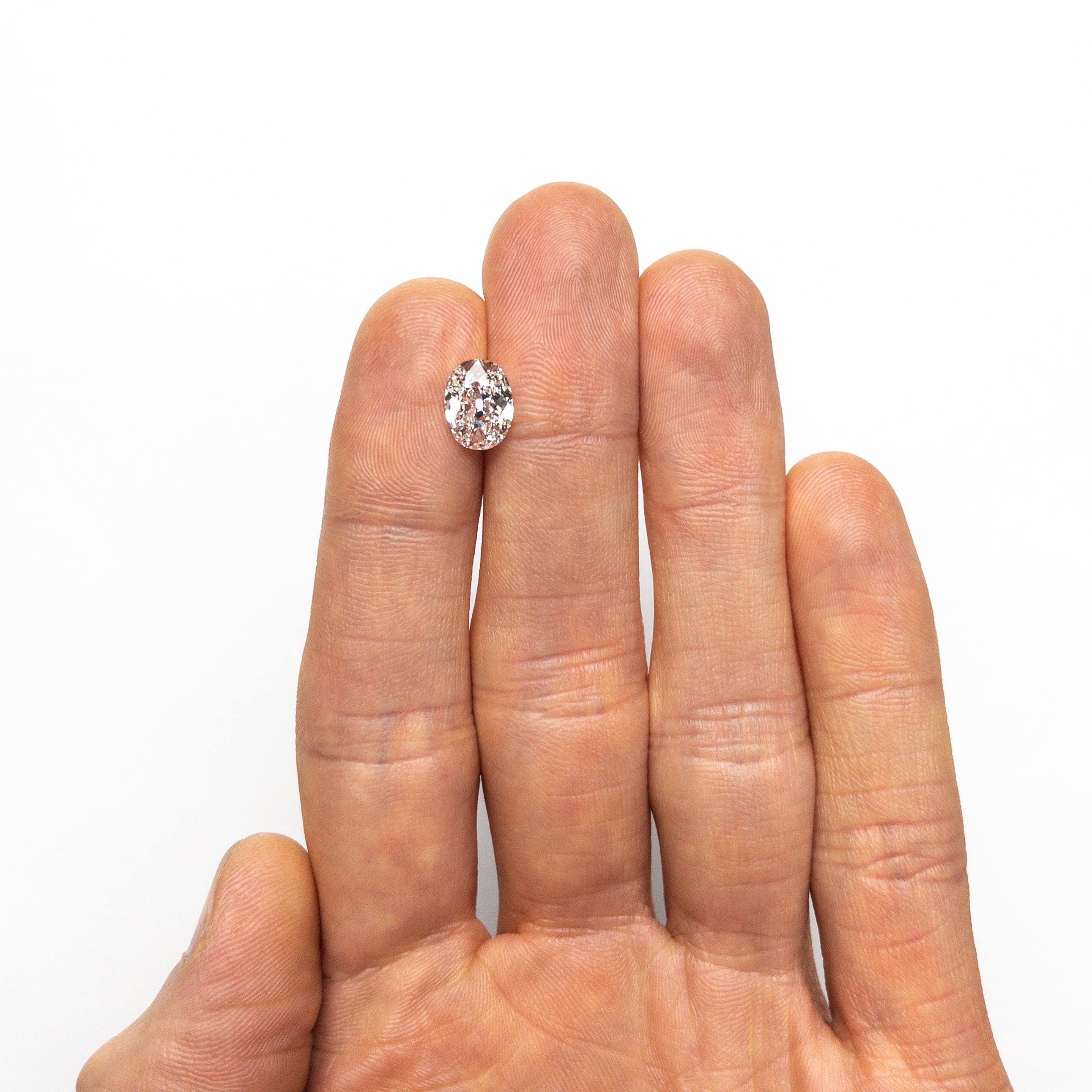 2.01ct Oval Diamond Engagement Ring - GIA Certified E Color SI1 Clarity - 9.42x7.04x3.90mm Antique Brilliant Cut - Perfect for Wedding Proposals & Anniversary Gifts